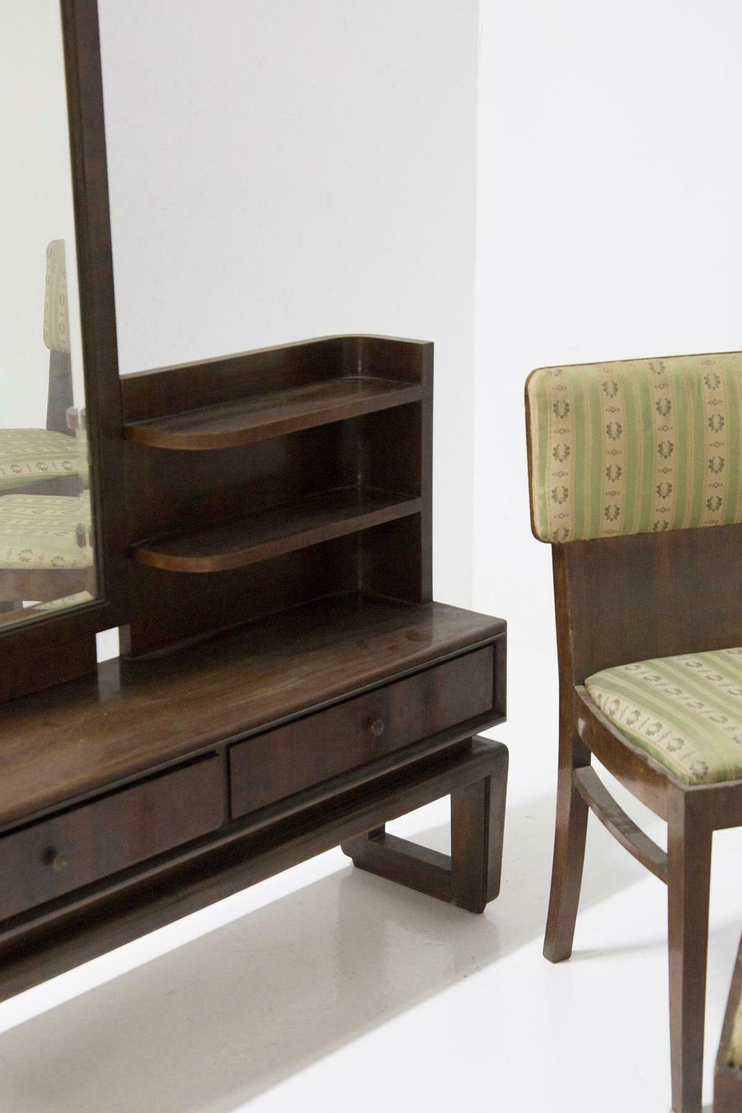 Paolo Buffa Bedroom Set With Vanity Mirror, Armchairs And Ottoman photo 8141.0