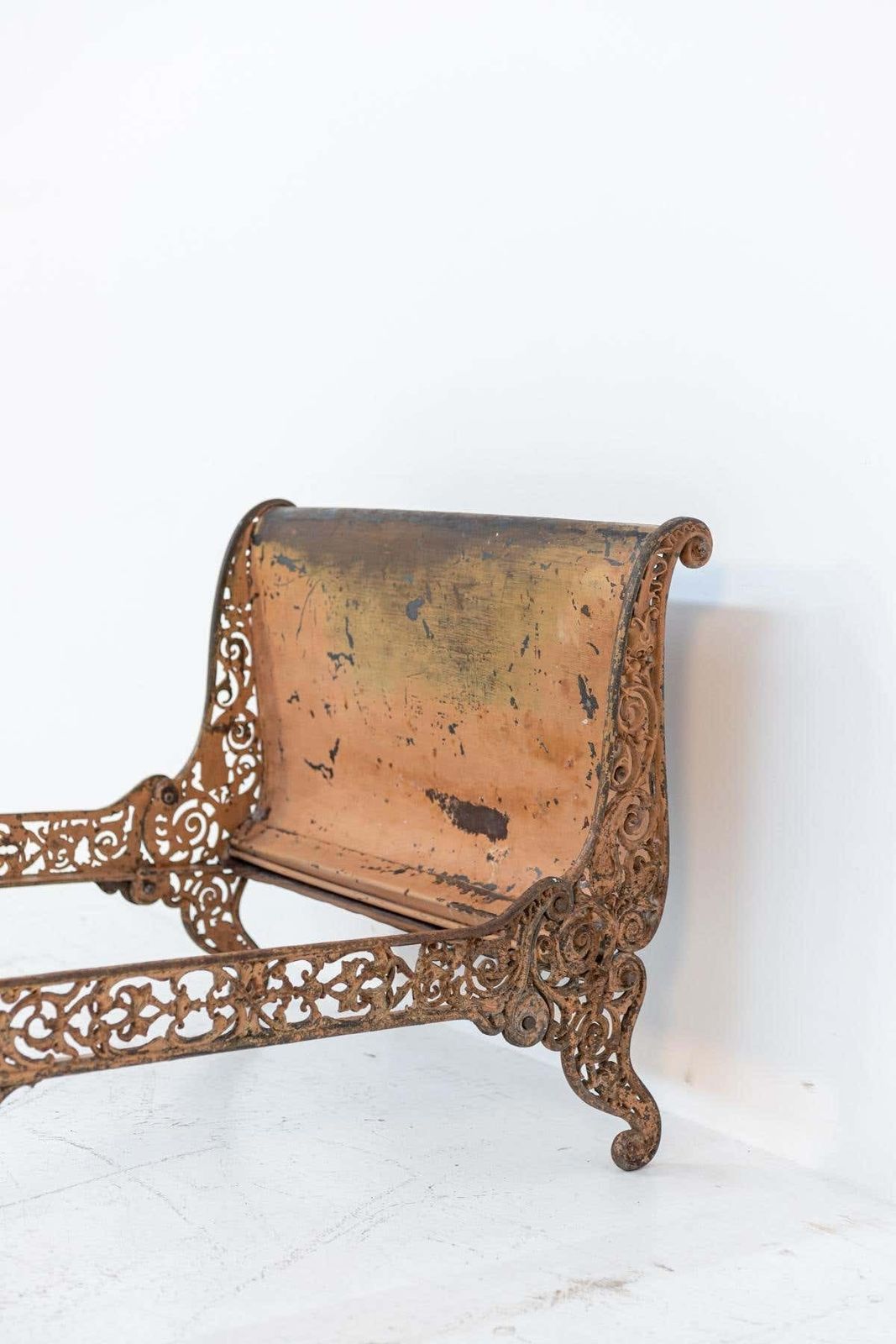 Industrial Chic Antique Single Bed In Wrought Iron photo Furniture