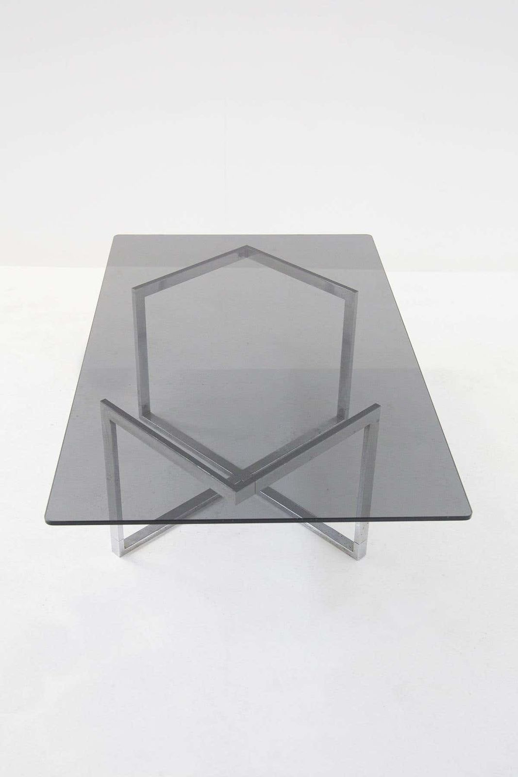photo furniture Smoking Table In Glass And Steel By Vittorio Introini From Vip''S Residence