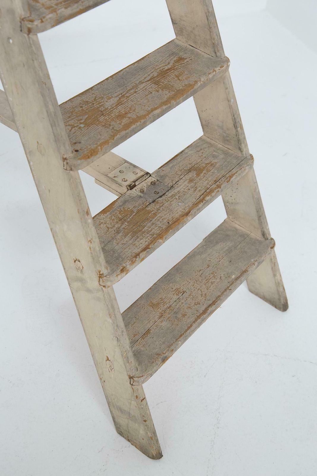Antique Italian Decorative Staircase In Beige Wood photo Home Decor