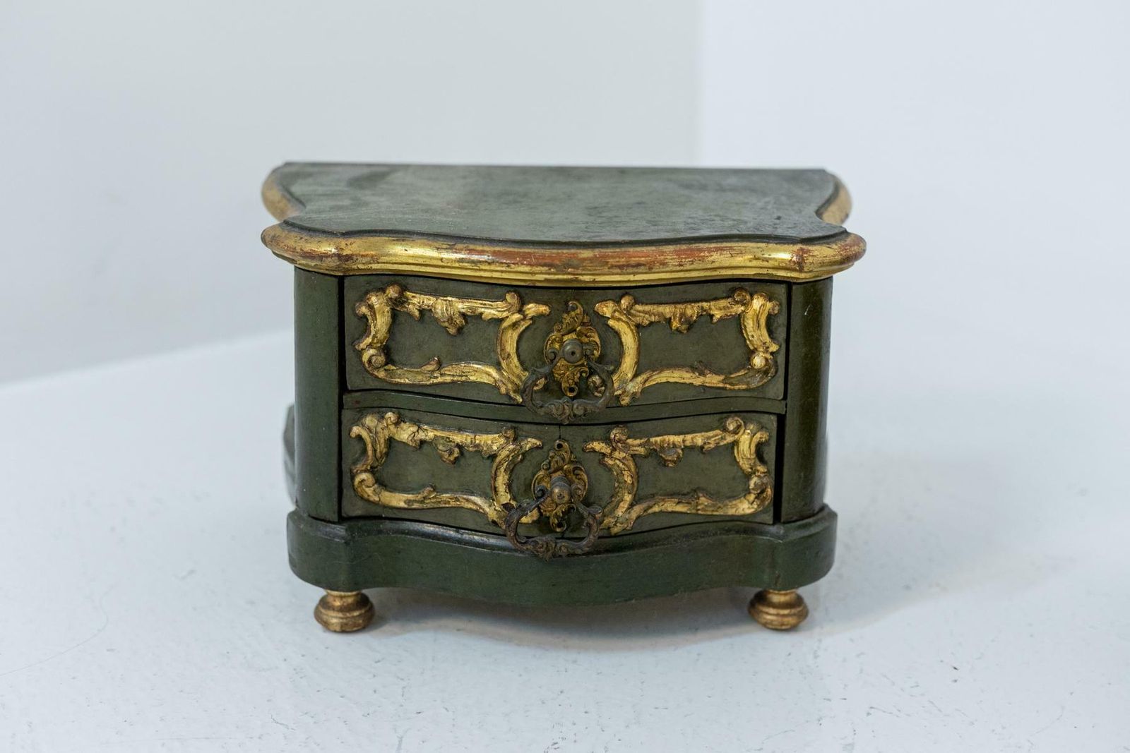 Pair Of Vintage Gold Lacquered Wood Jewel Boxes photo buy