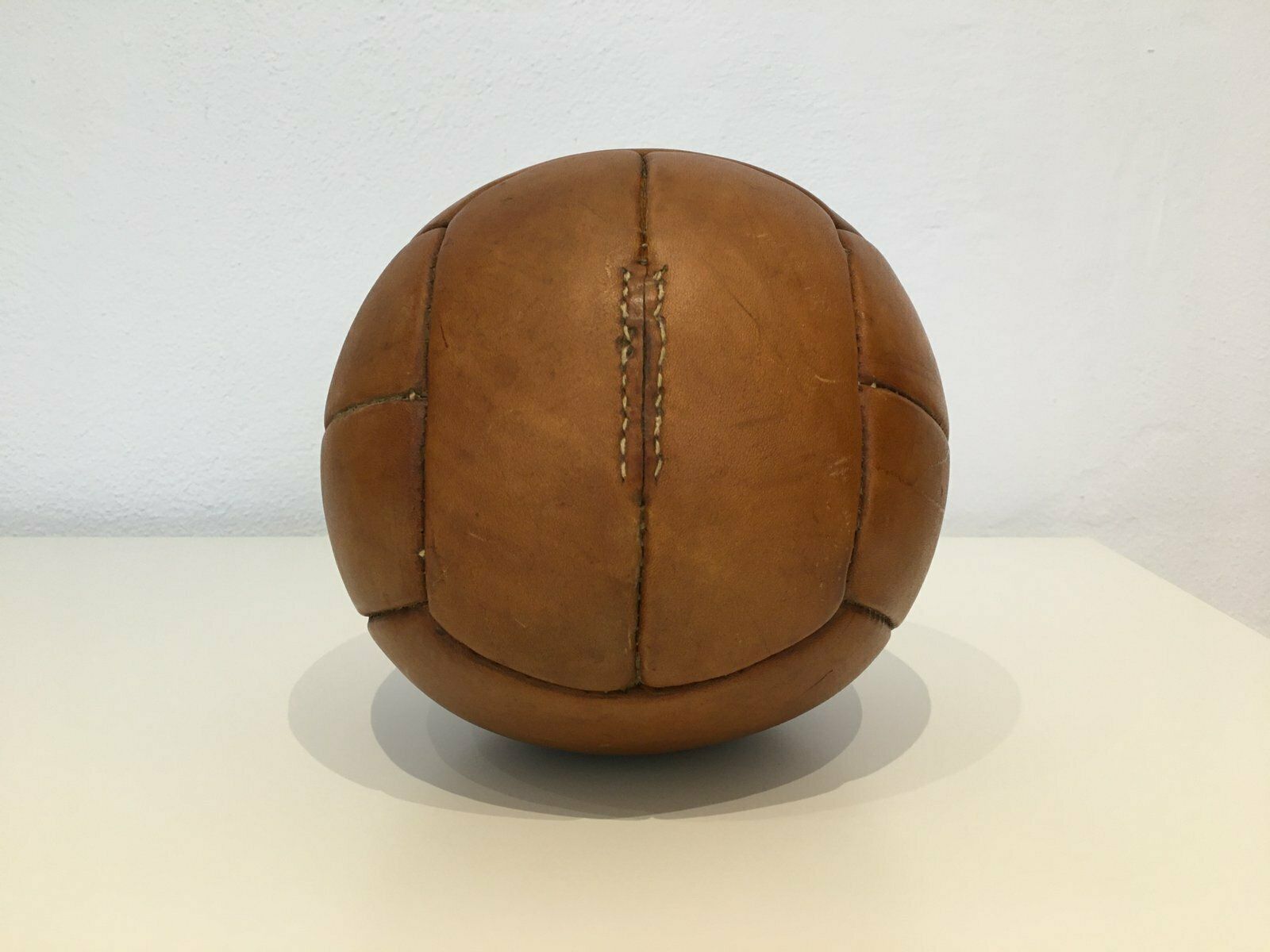 Vintage Leather 1kg Medicine Ball photo Home Decor