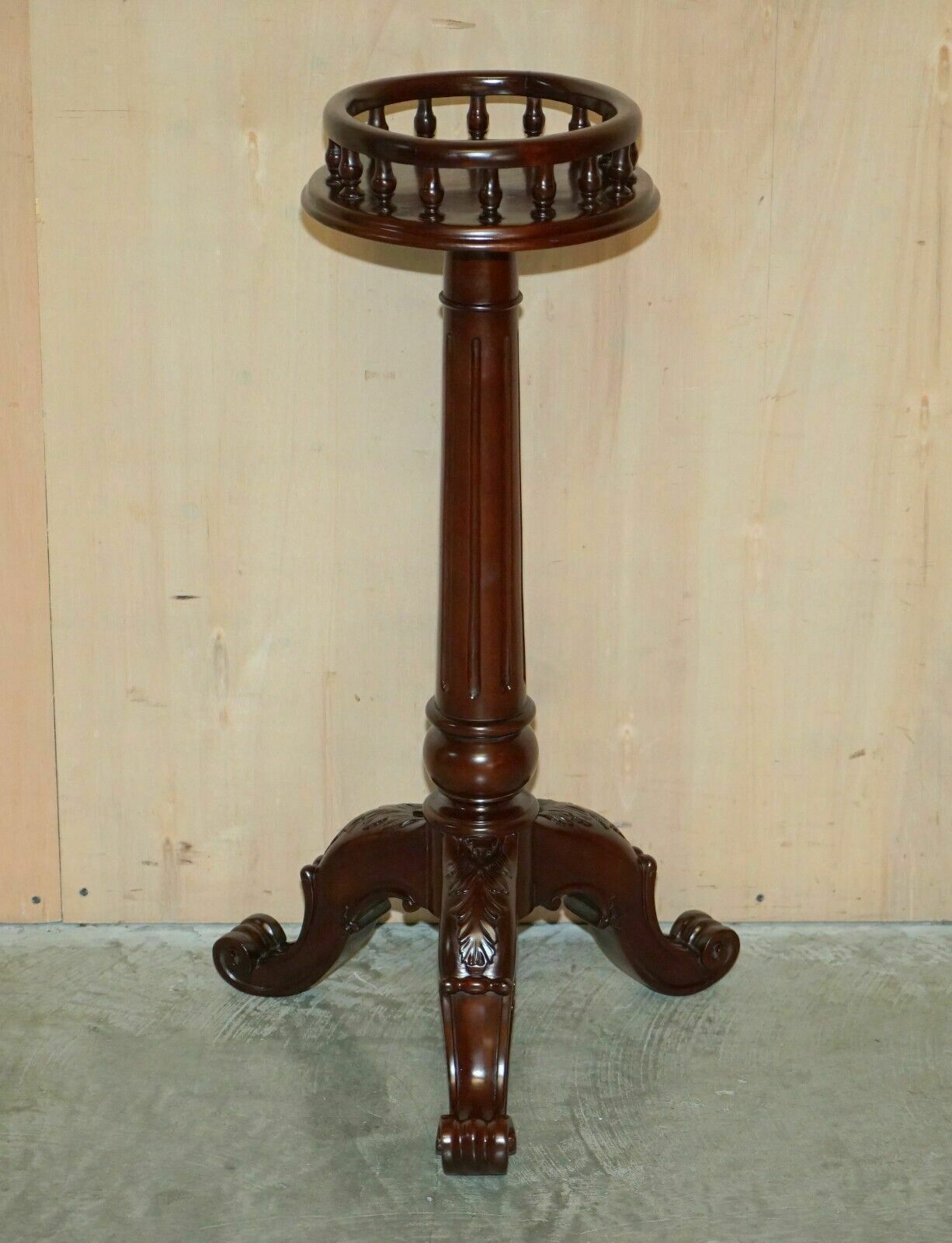 Pair Of Antique Thomas Chippendale Hand Carved Jardiniere Plant Stands Pedestals photo furniture