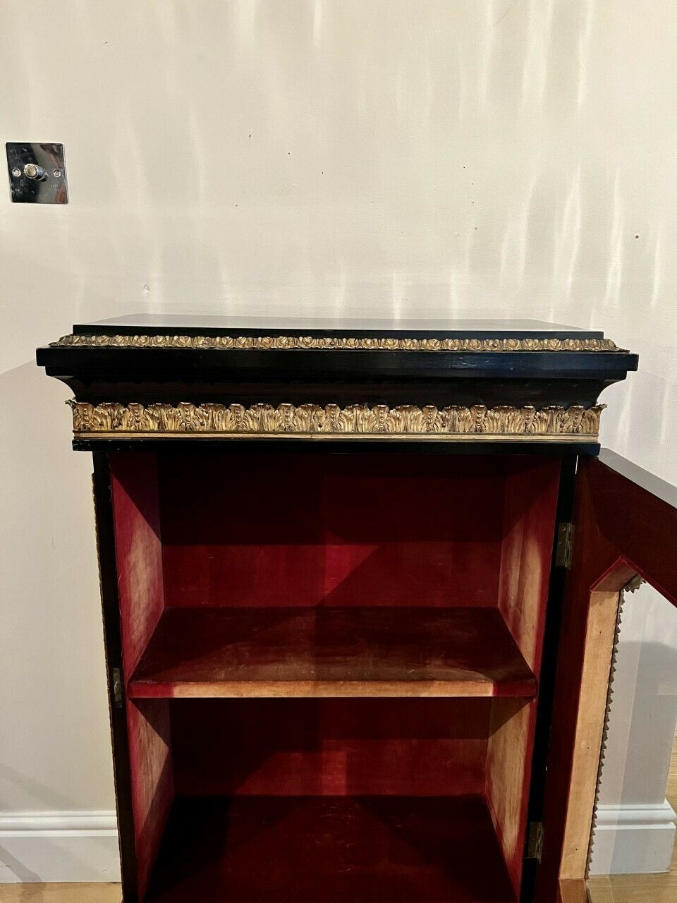 Fine Quality Victorian French Boulle Display Cabinet photo vinterior
