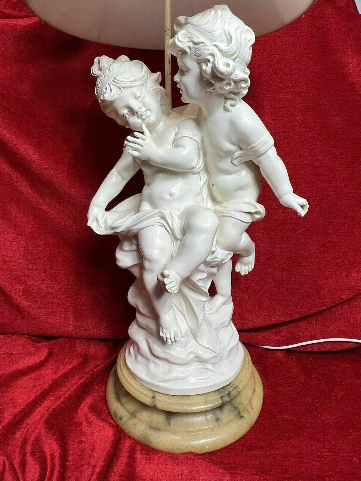 Large Hollywood Glamour Lamp Of Cherubs Set Upon Circular Onyx Base photo 350.0