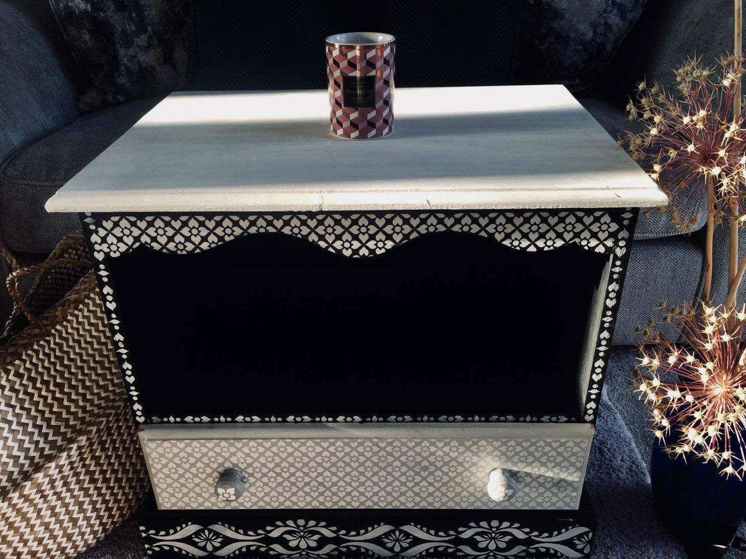Wooden Hand Painted Tv Unit Indian Bone Inlay Black White photo furniture