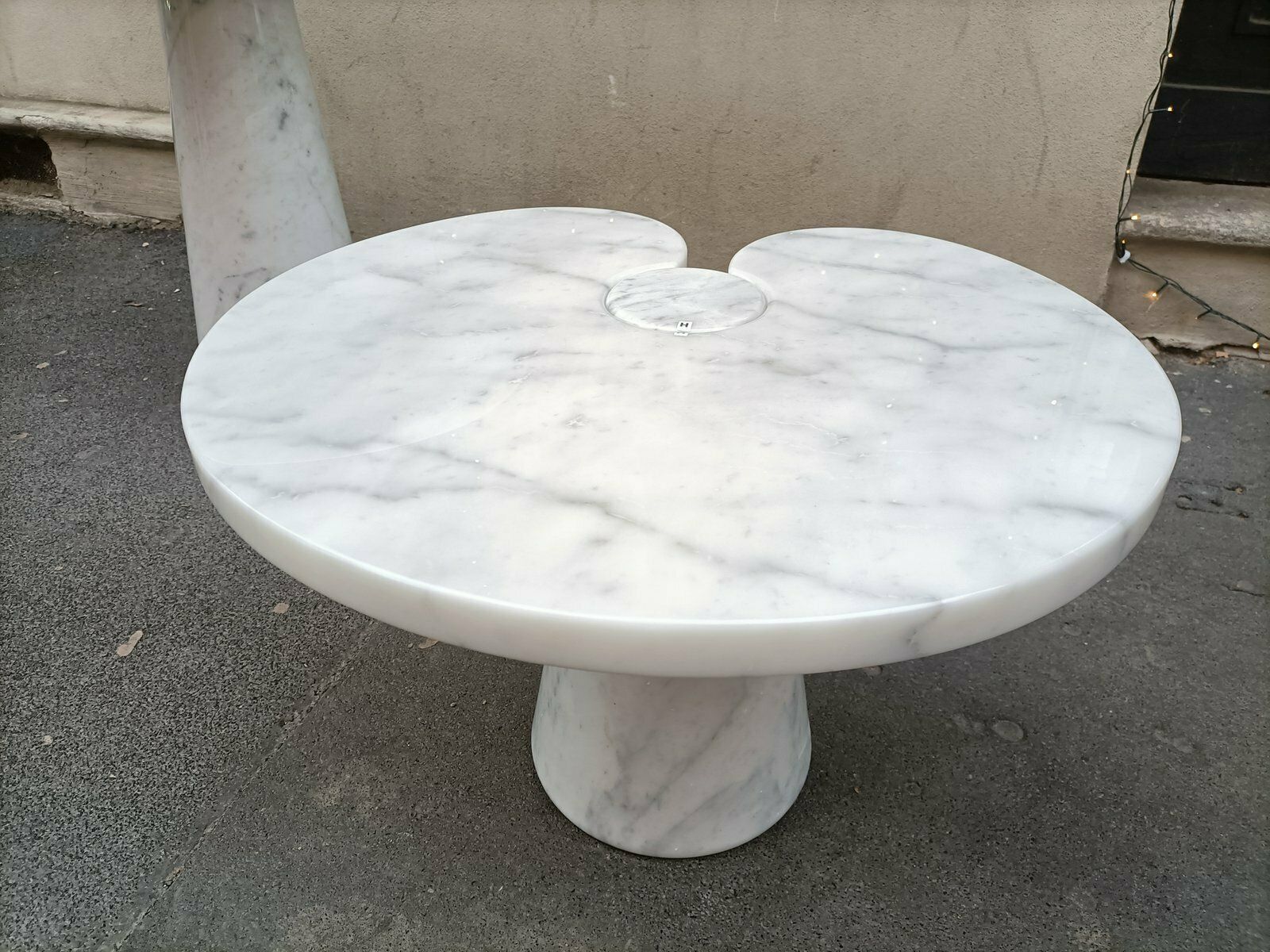 Eros White Marble Coffee Table By Angelo Mangiarotti For Skipper 1980s Set Of 2 photo vinterior