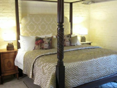 Wooden Super King Size Four Poster Bed photo furniture
