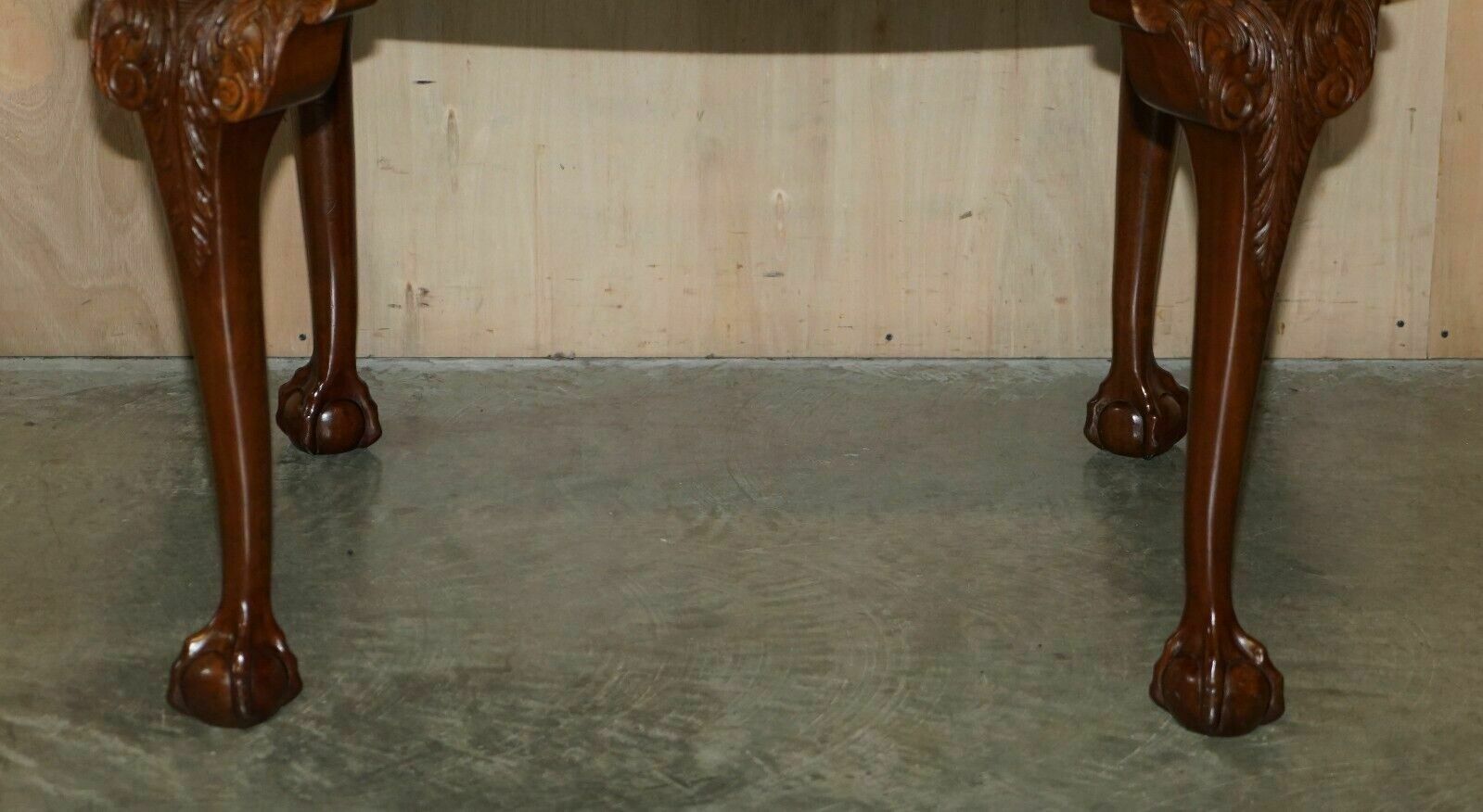 Lovely Antique Circa 1920 English Hand Carved Walnut Claw & Ball Dining Table photo Furniture