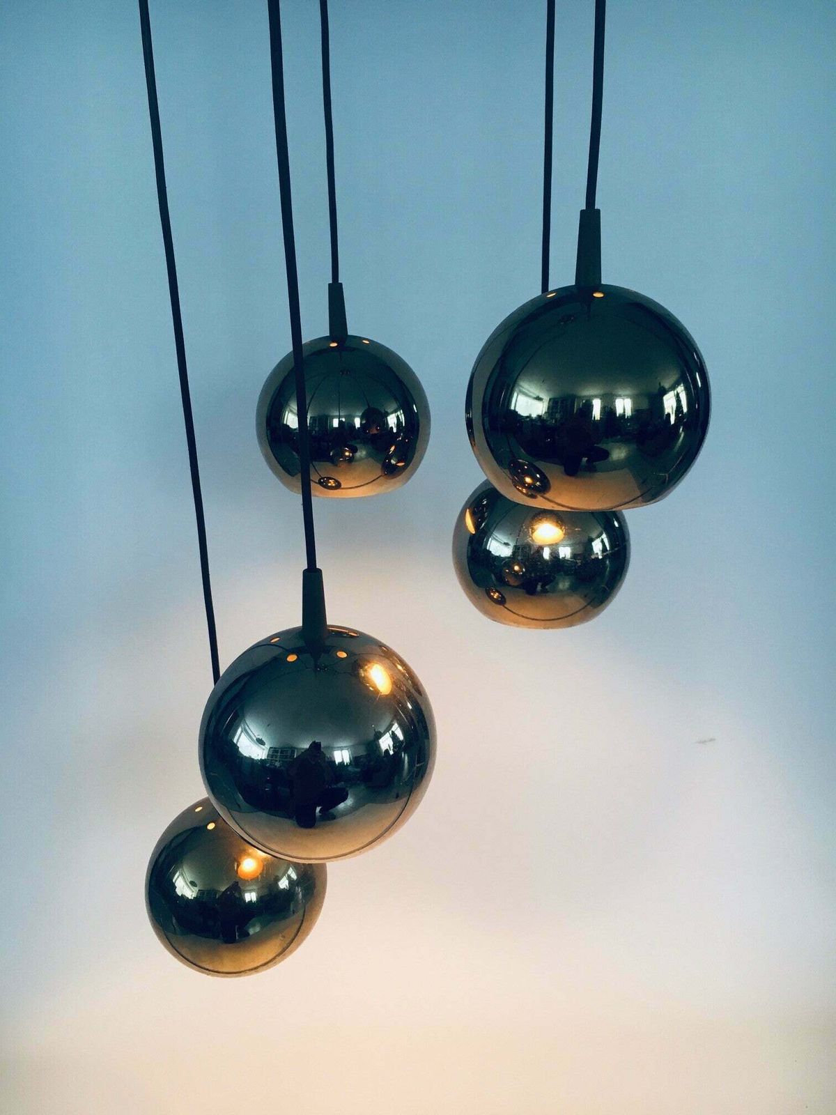 Mid Century Design Cascade Gouden Ballen Hanglamp, Jaren 1980, Italië photo furniture