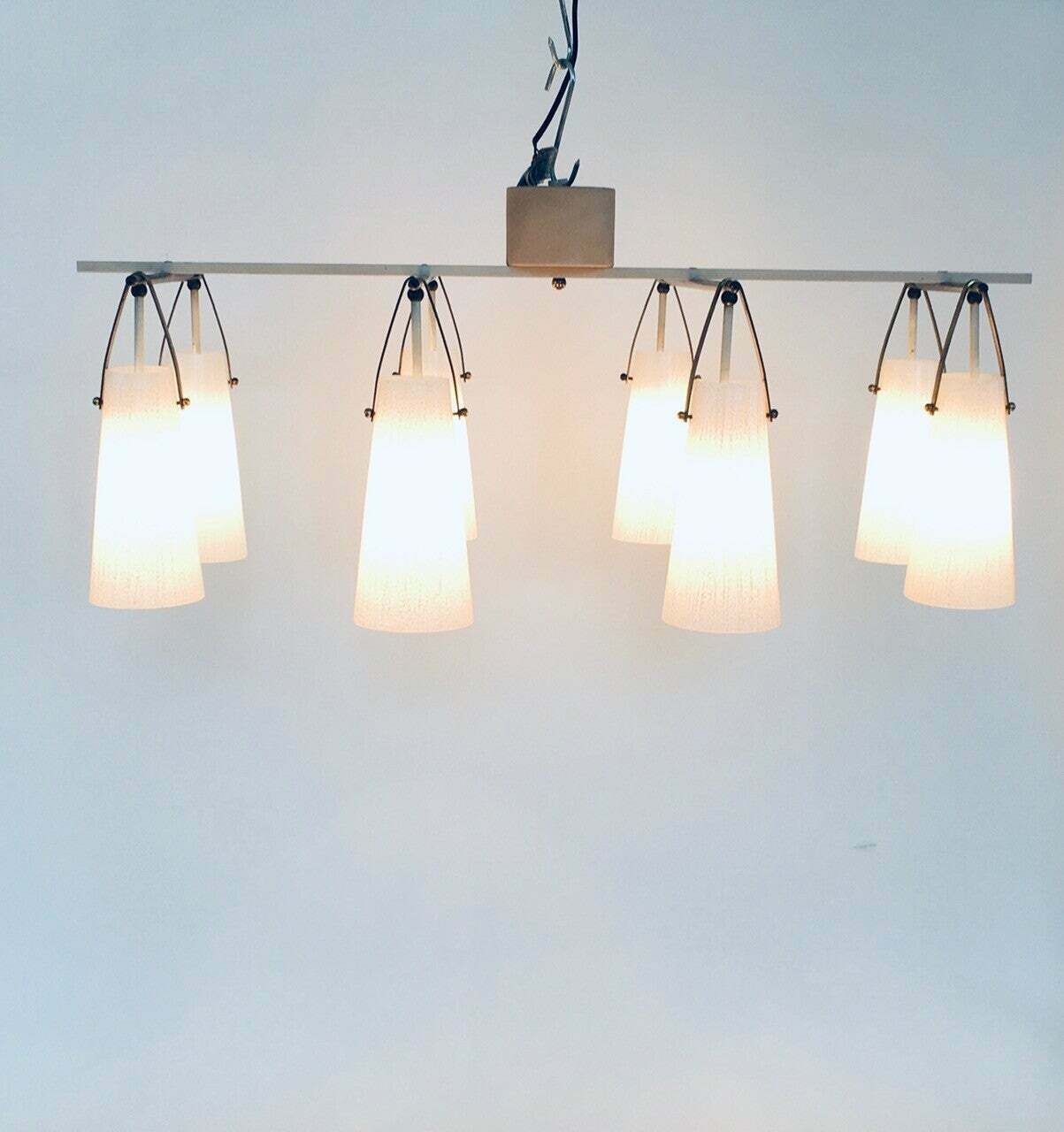 photo vinterior Midcentury Italian Design Glass & Brass Xl Chandelier, Italy 1950's