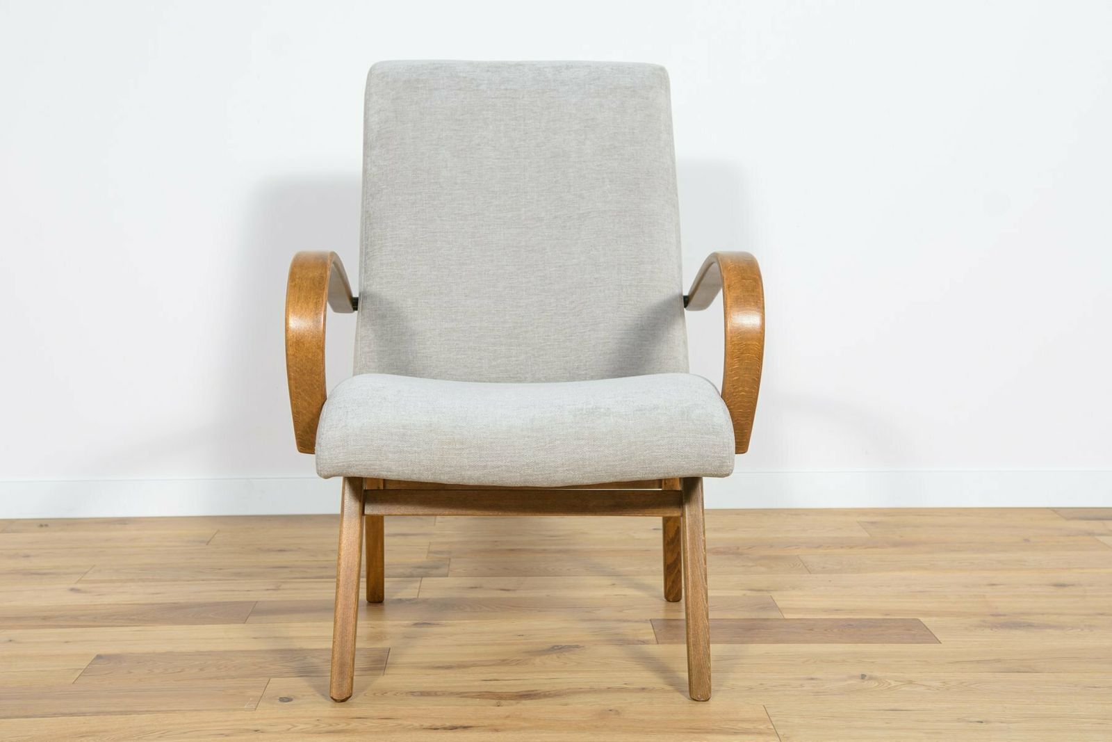 Furniture Model 53 Armchairs By Jaroslav Smidek For Ton 1960s Set Of 2 photo