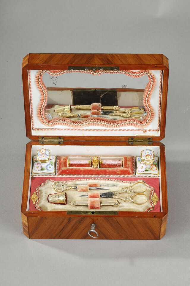 Sewing Box In Rosewood Veneer, Gold And Silver, Restoration Period