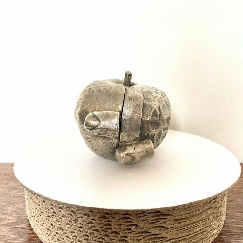 Appelsculptuur Van A. Pisani, Jaren 1970 photo for sale