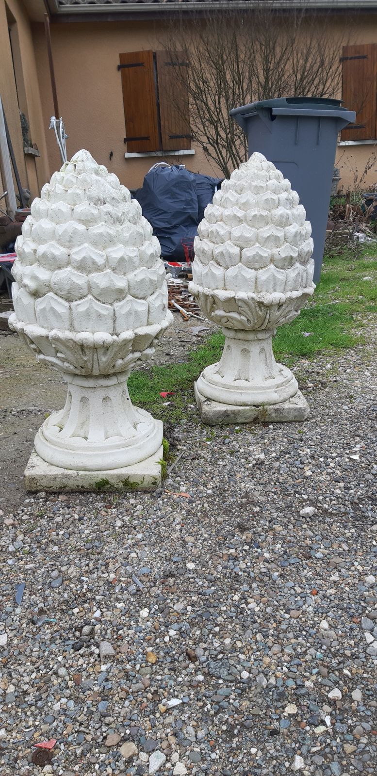 Pair Of Pine Cones In Reconstituted Stone