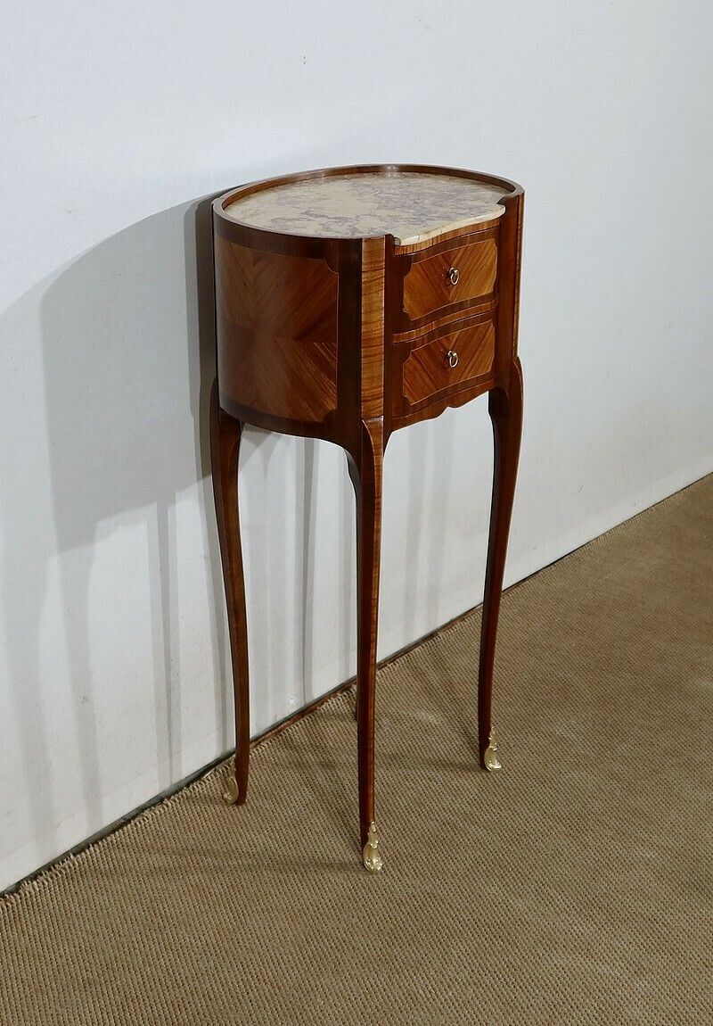 Elegant Small Kidney Table, Early 20th Century photo furniture