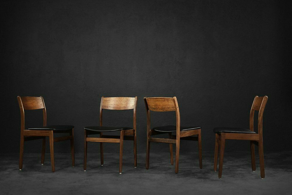 photo vintage Mid Century Modern Scandinavian Dining Chairs In Teak And Vinyl, 1960s, Set Of 4
