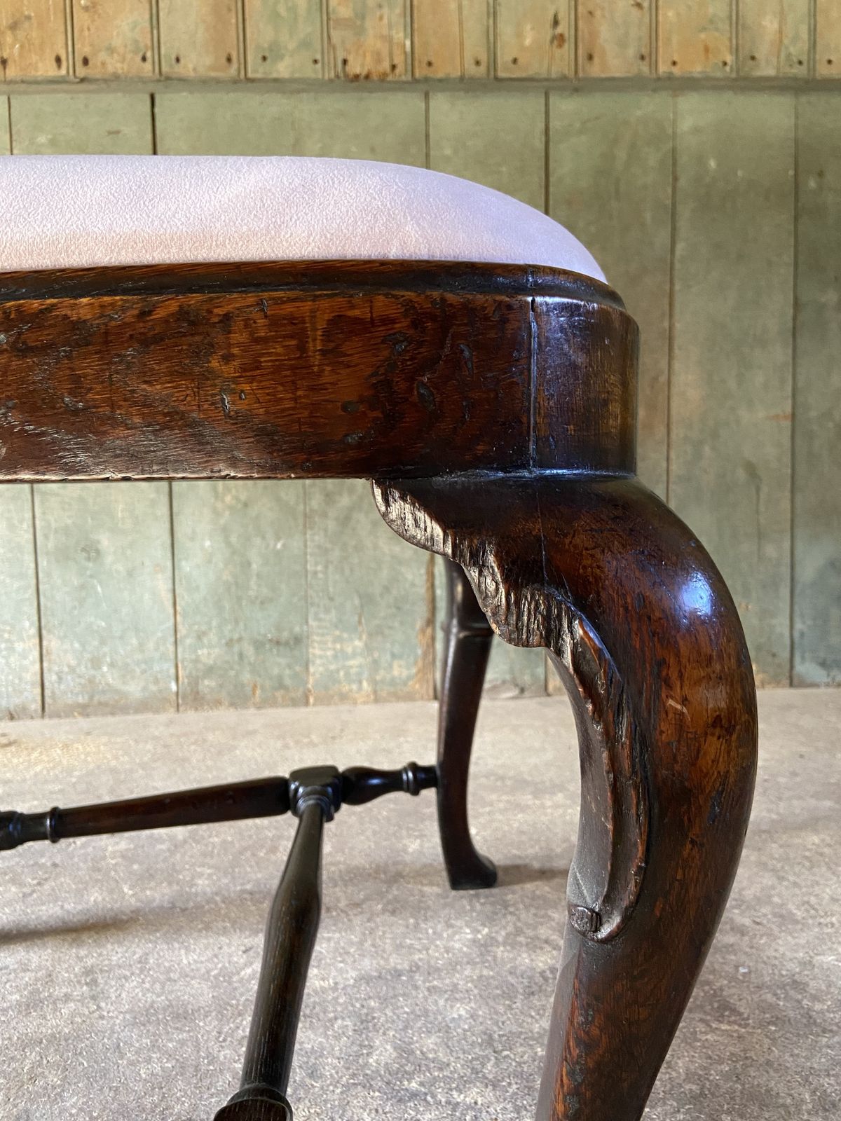 Provincial Oak Queen Anne Chair photo 625.0