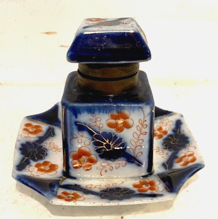 Polychrome Porcelain Inkwell Decorated With 20th Century Flowers