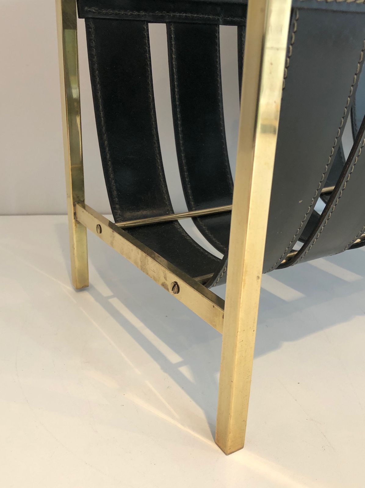 Brass And Leather Magazine Rack Representing A Handbag. Work Of Jacques Adnet. Around 1940 photo vinterior