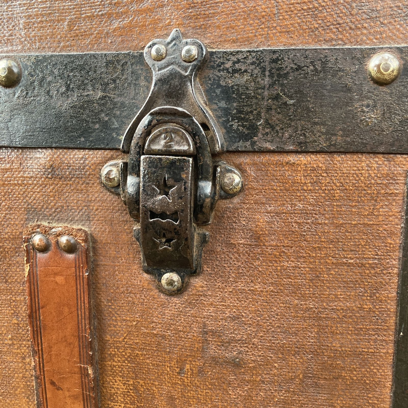 Vintage Steamer / Cabin Trunk, Circa 1880 photo buy