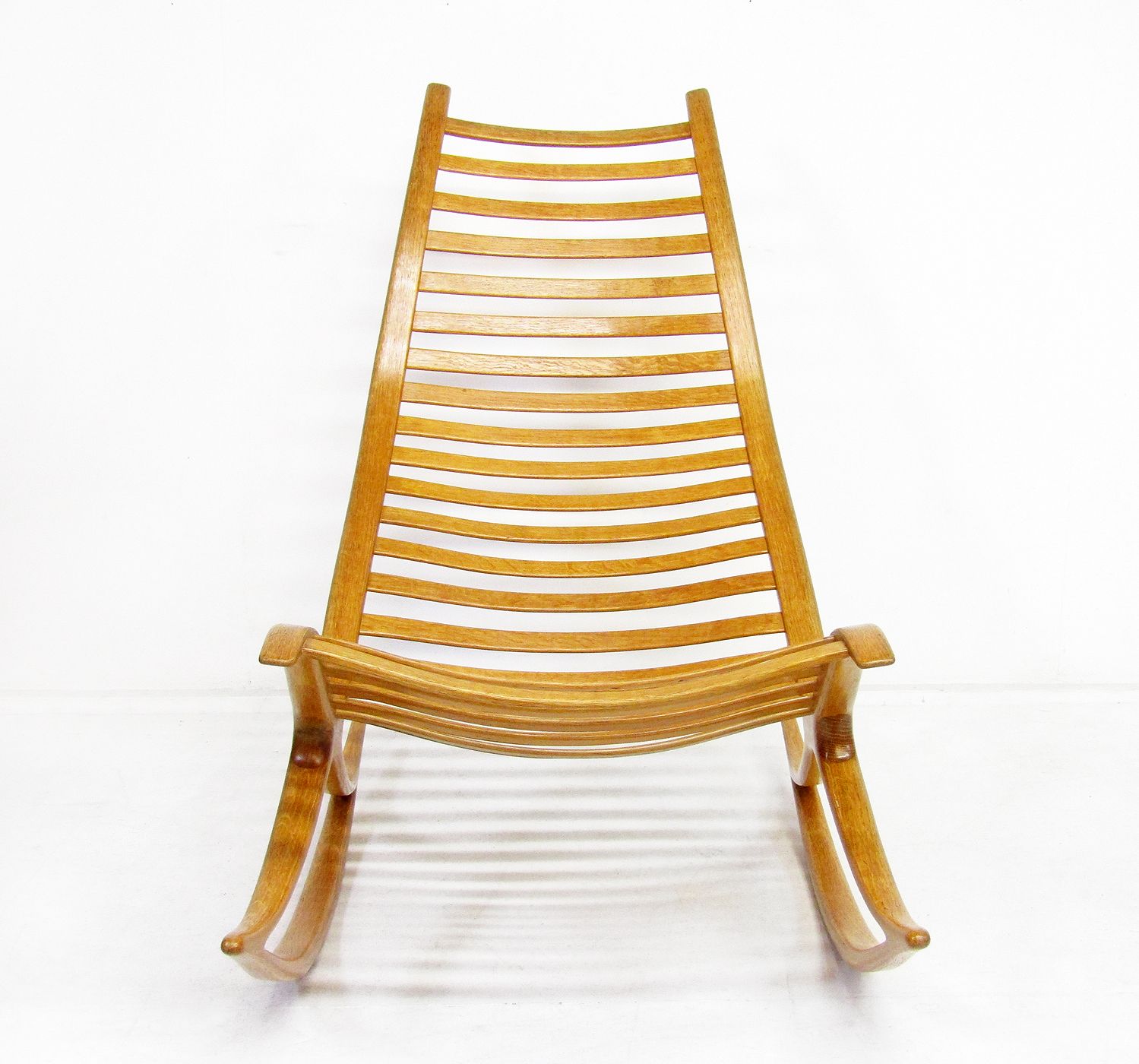 Sculptural 1960s Wishbone Rocking Chair In Oak By Robin Williams photo for sale