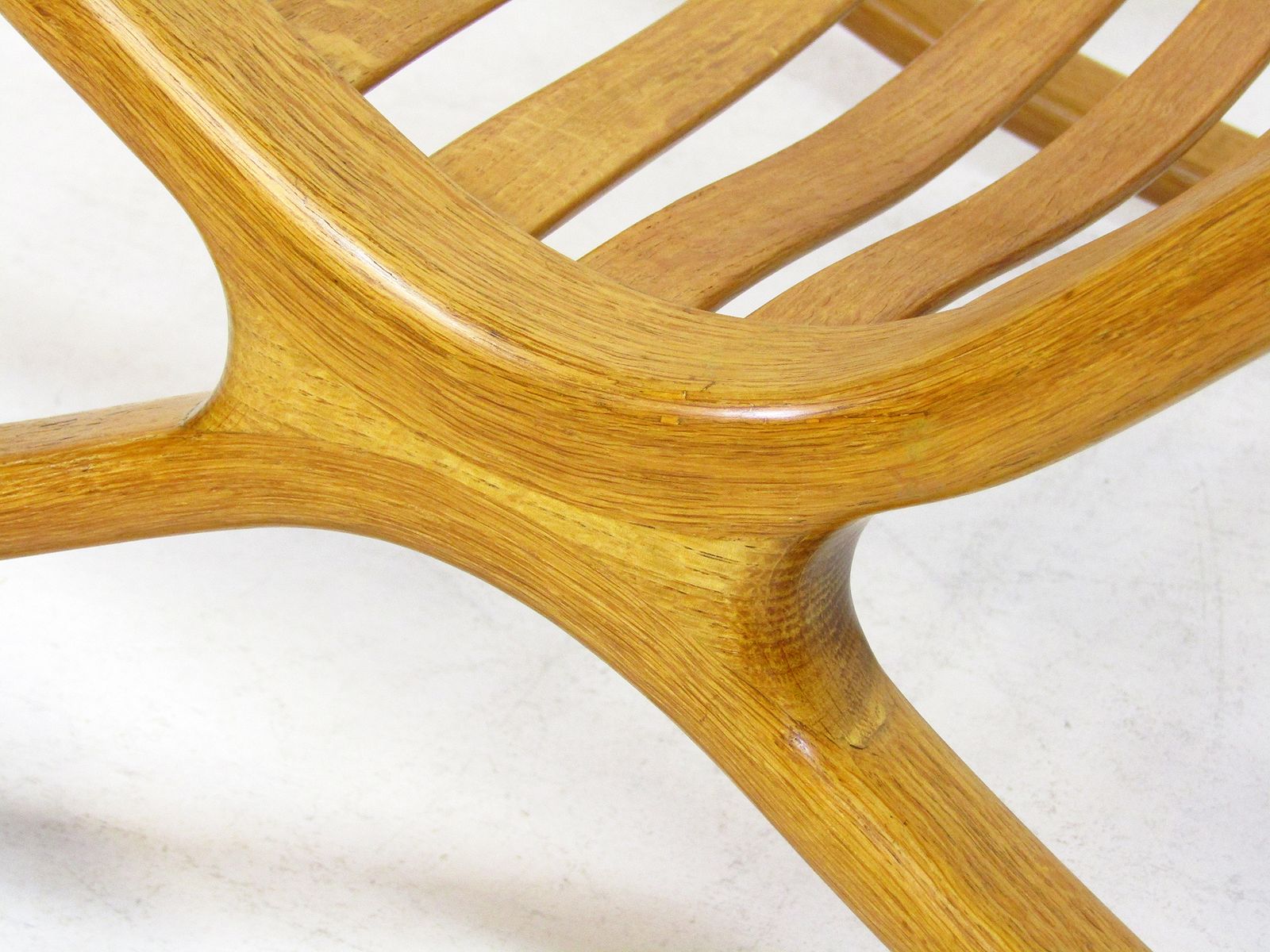 photo furniture Sculptural 1960s Wishbone Rocking Chair In Oak By Robin Williams