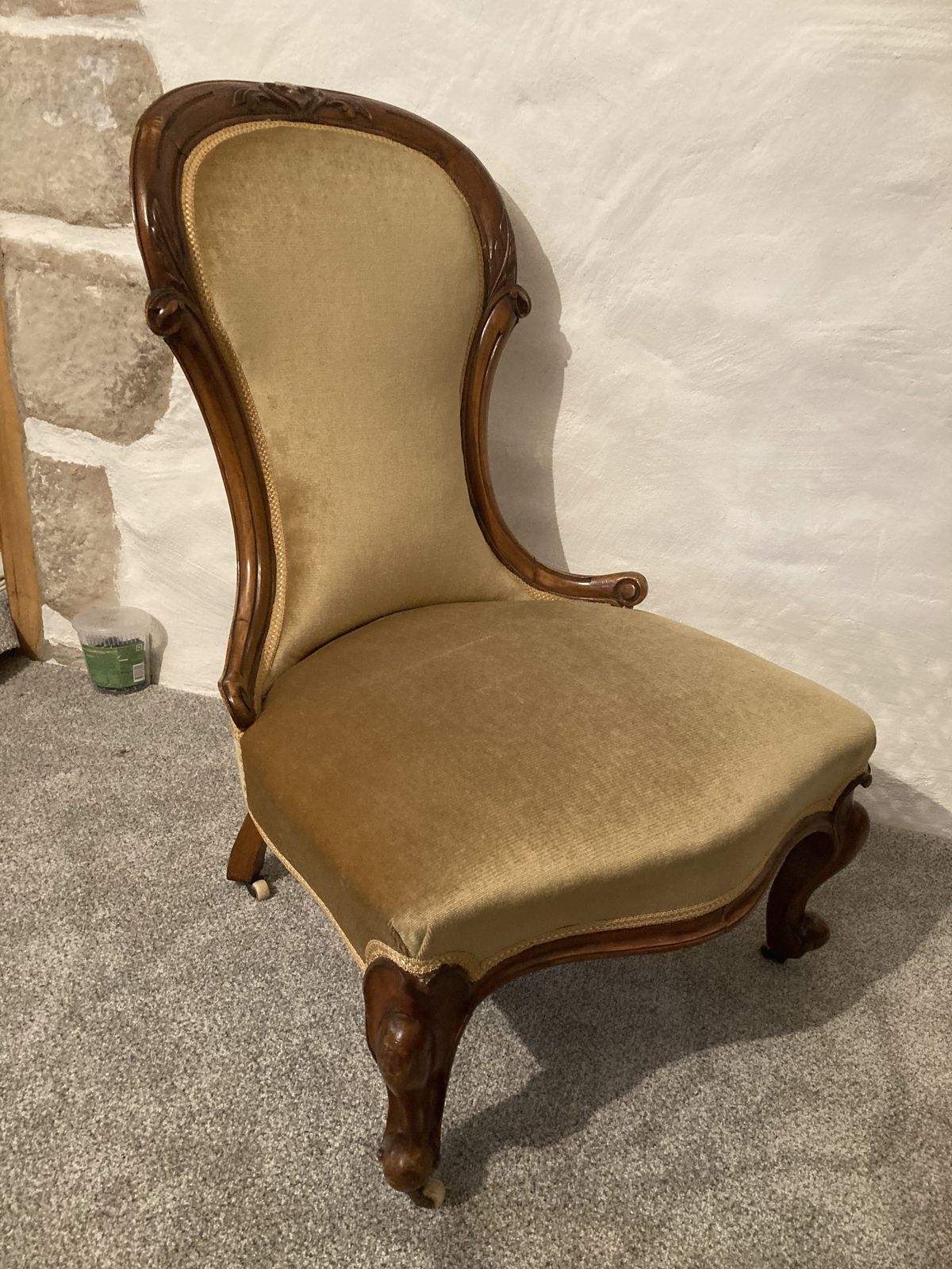 Victorian Nursing Chair With Pot Castors photo furniture
