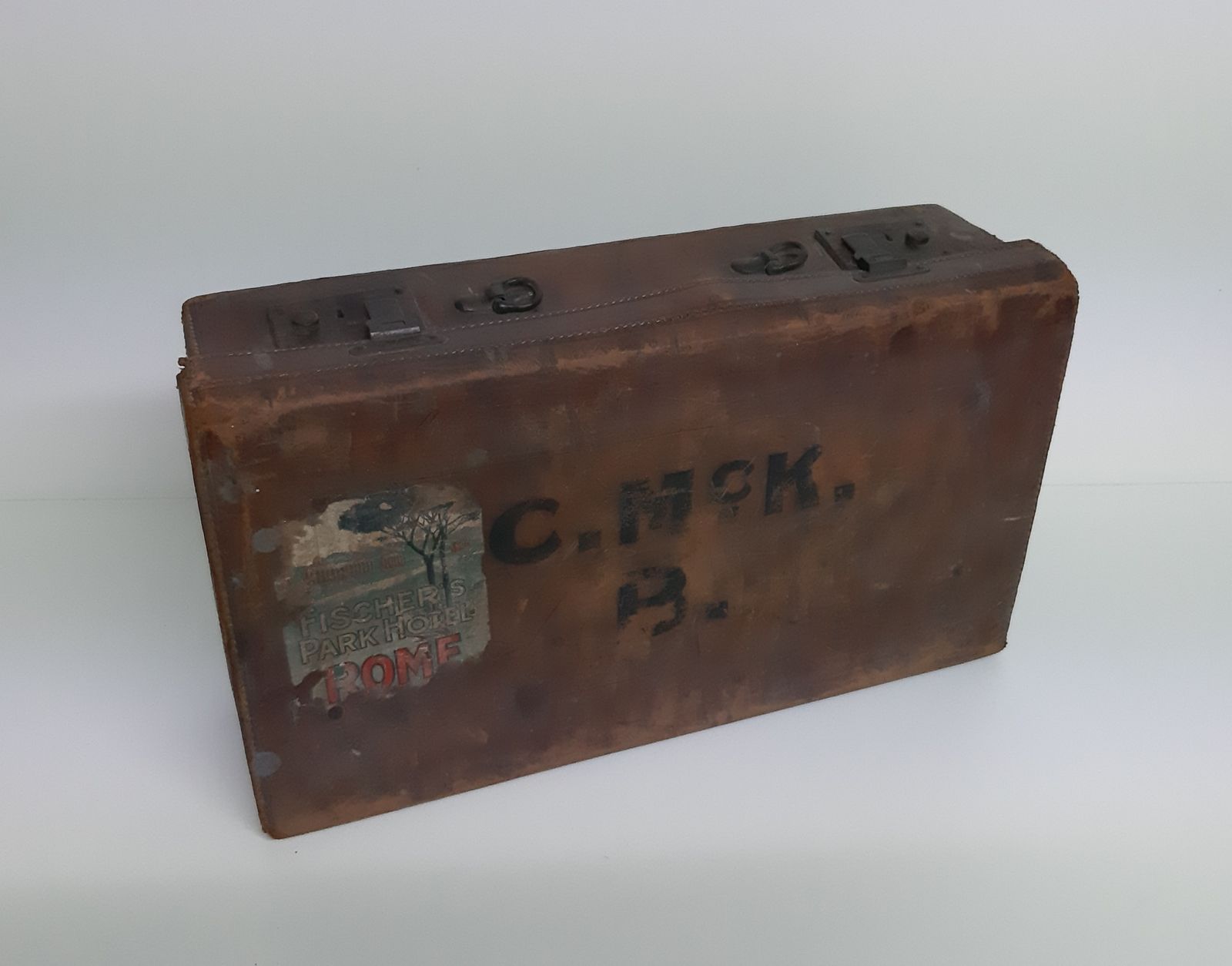 Vintage Brown Leather Travel Case photo furniture