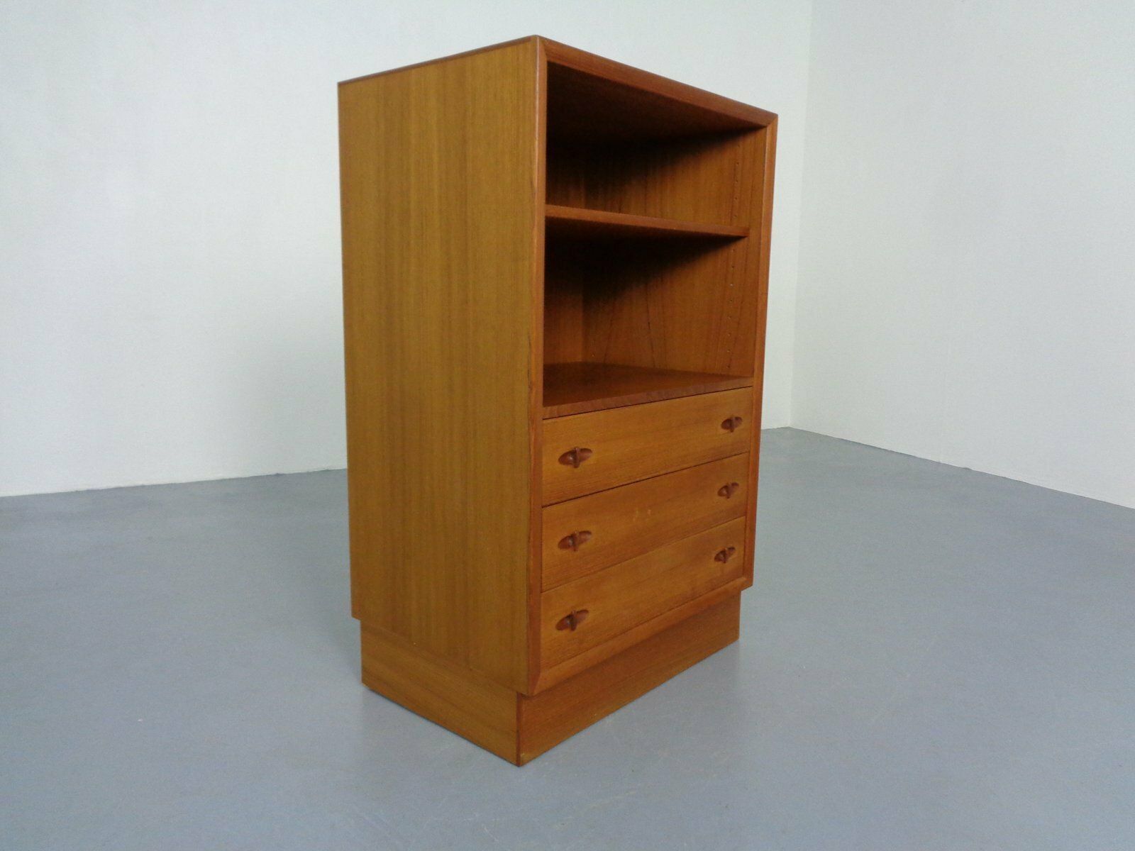 Teak Chest Of Drawers By H. W. Klein For Bramin, 1960s photo for sale