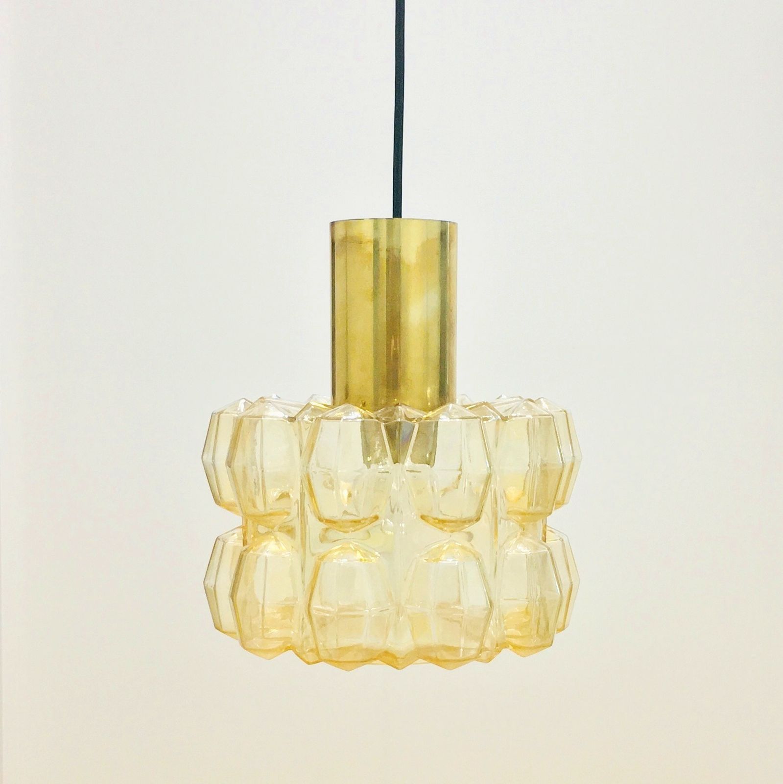 Grote Mid Century Amber Bubbelglas & Messing Plafondlamp Van Helena Tynell Voor Limburg, Duitsland, Jaren 1960 photo for sale