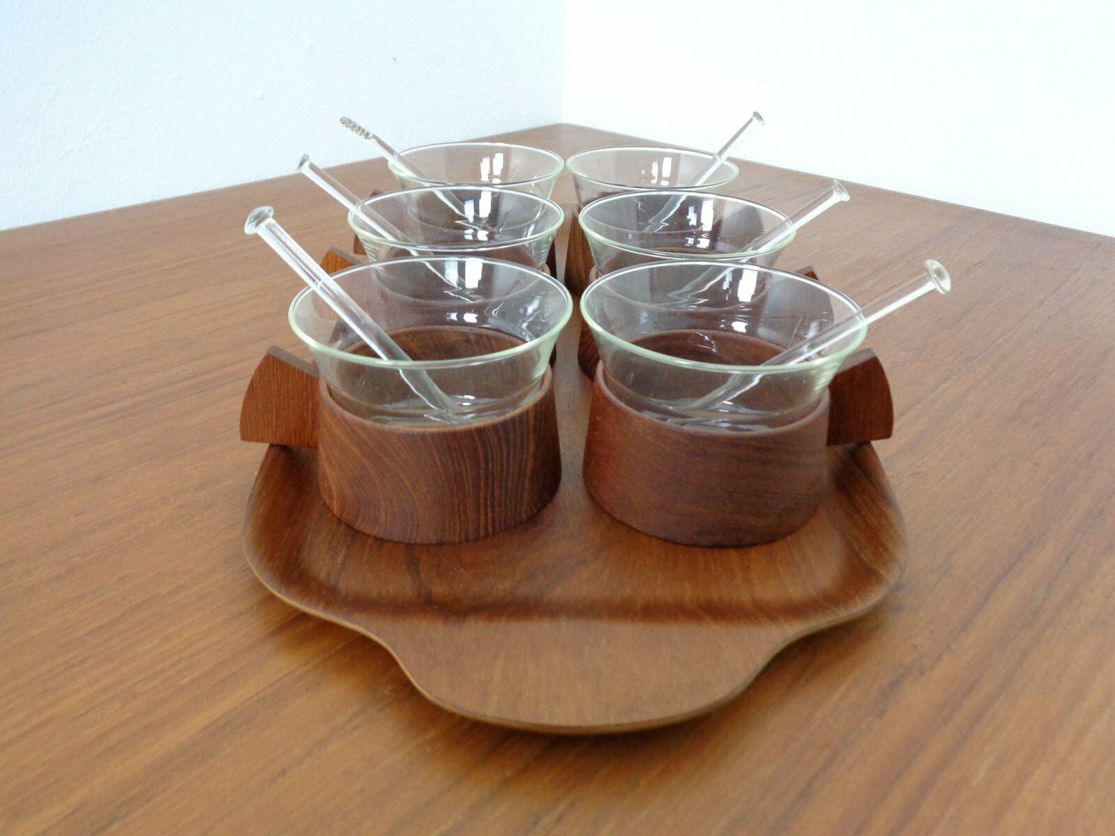 Swedish Teak Tray With Tea Cups By Jie Gantofta, 1960s, Set Of 7 photo vinterior