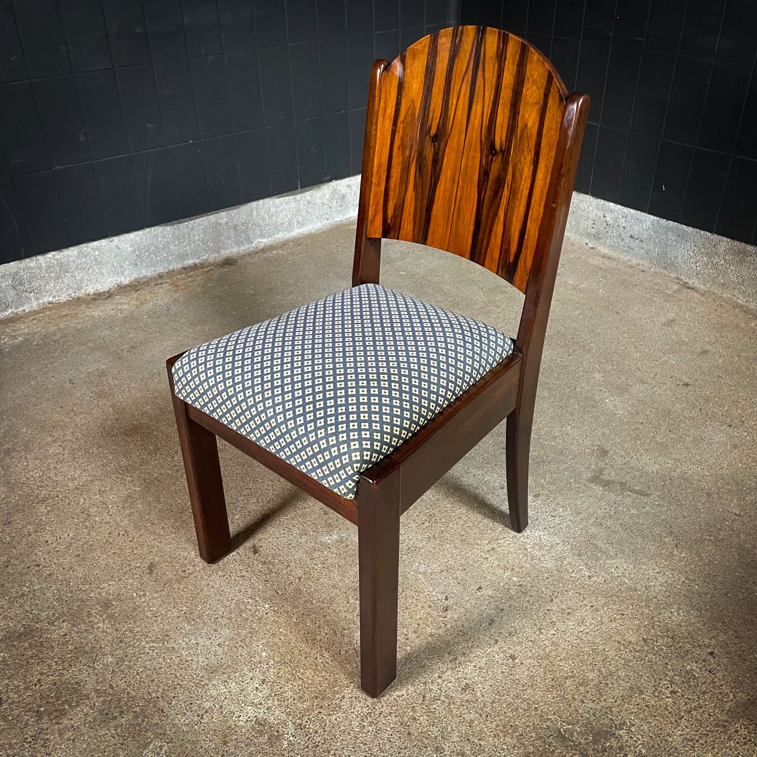 photo for sale Mid Century Art Deco Stijl Eetkamerstoelen – Set Van 4