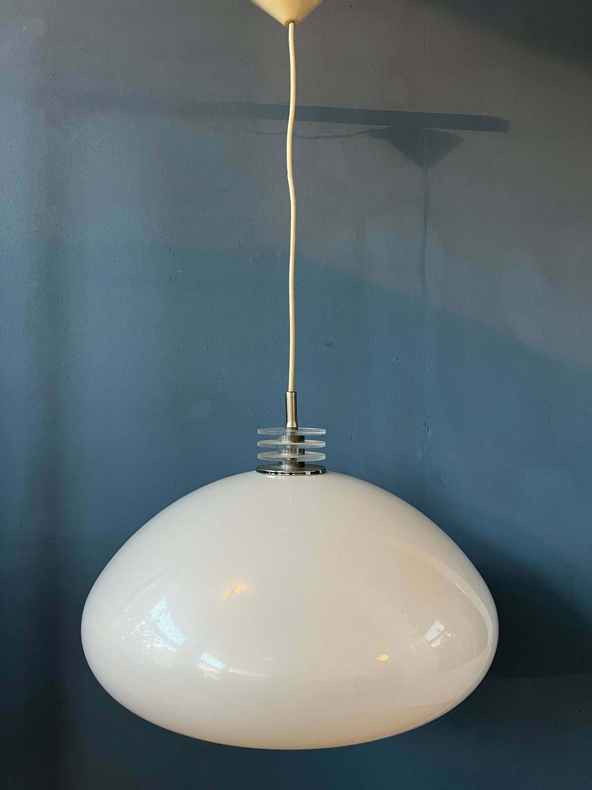 Mushroom Hanglamp – Wit Space Age Verlichtingsarmatuur photo vinterior