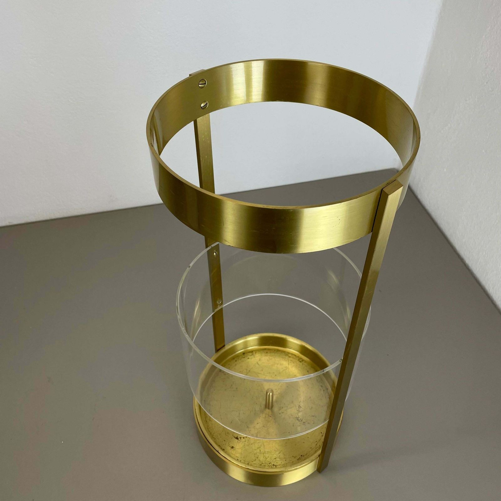 photo vinterior Original Hollywood Regency Solid Brass Acryl Glass Umbrella Stand, Italy, 1970s