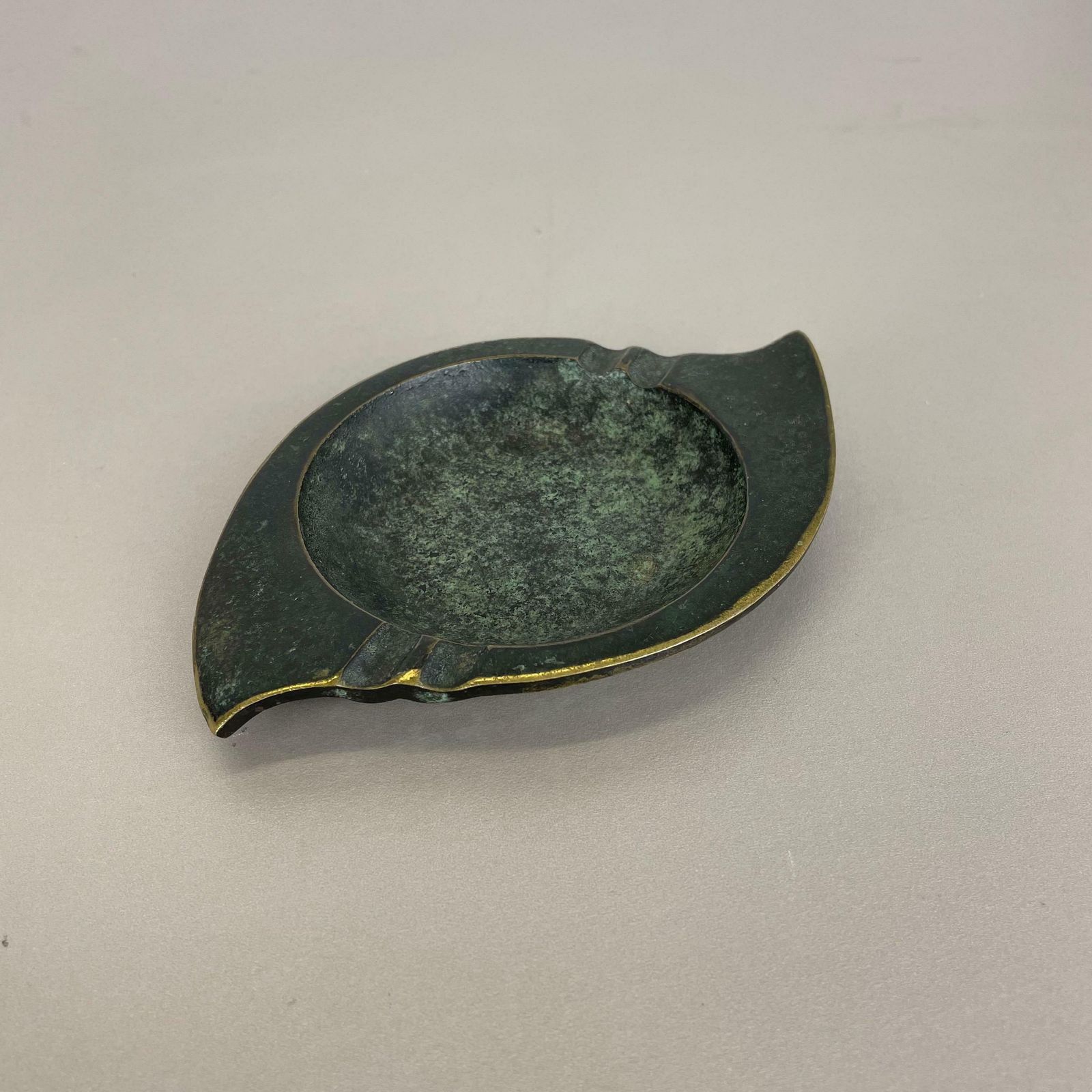 Vintage Auböck Style Elliptical Brass Ashtray Hagenauer Era Austria 1950s photo for sale