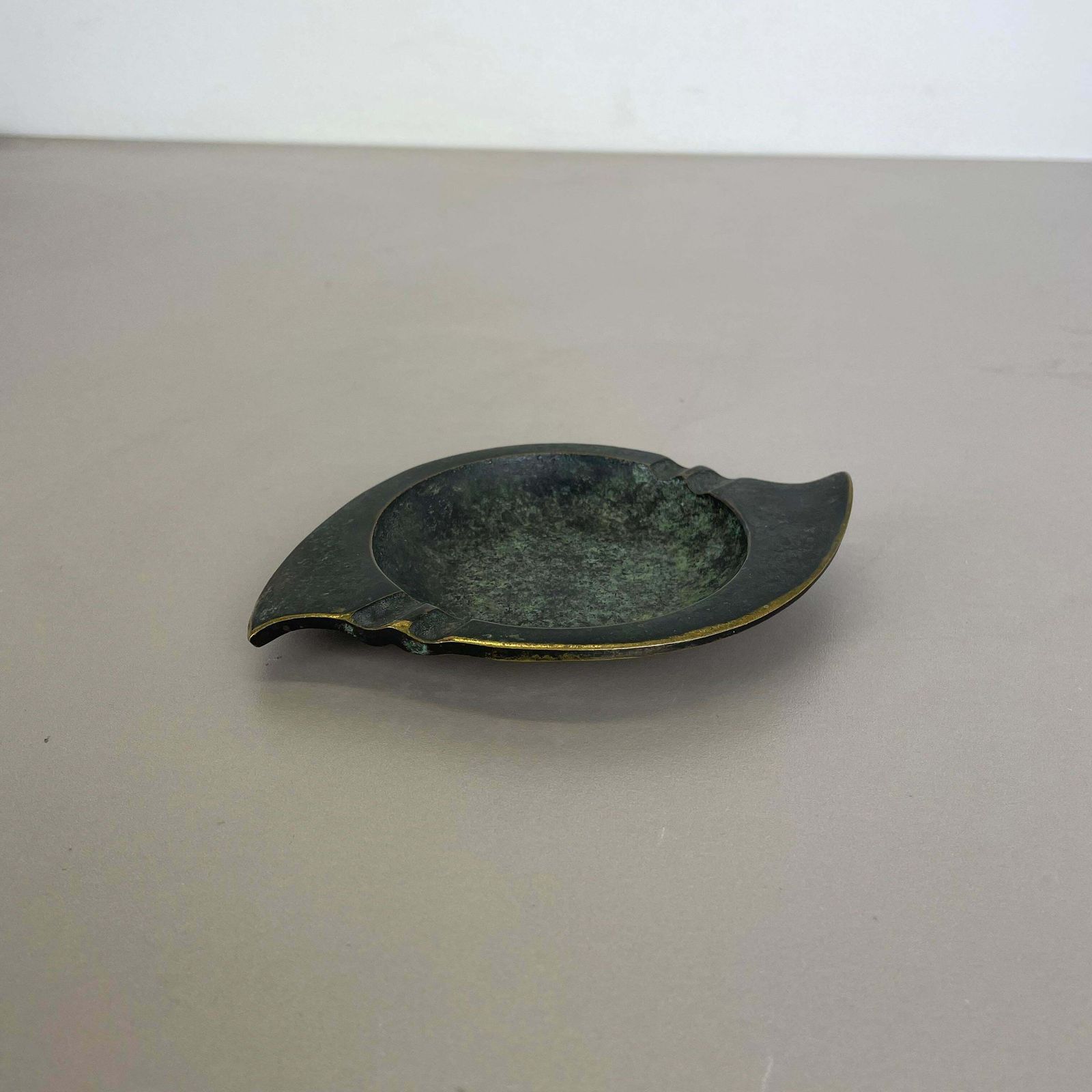 Vintage Auböck Style Elliptical Brass Ashtray Hagenauer Era Austria 1950s photo 353.0