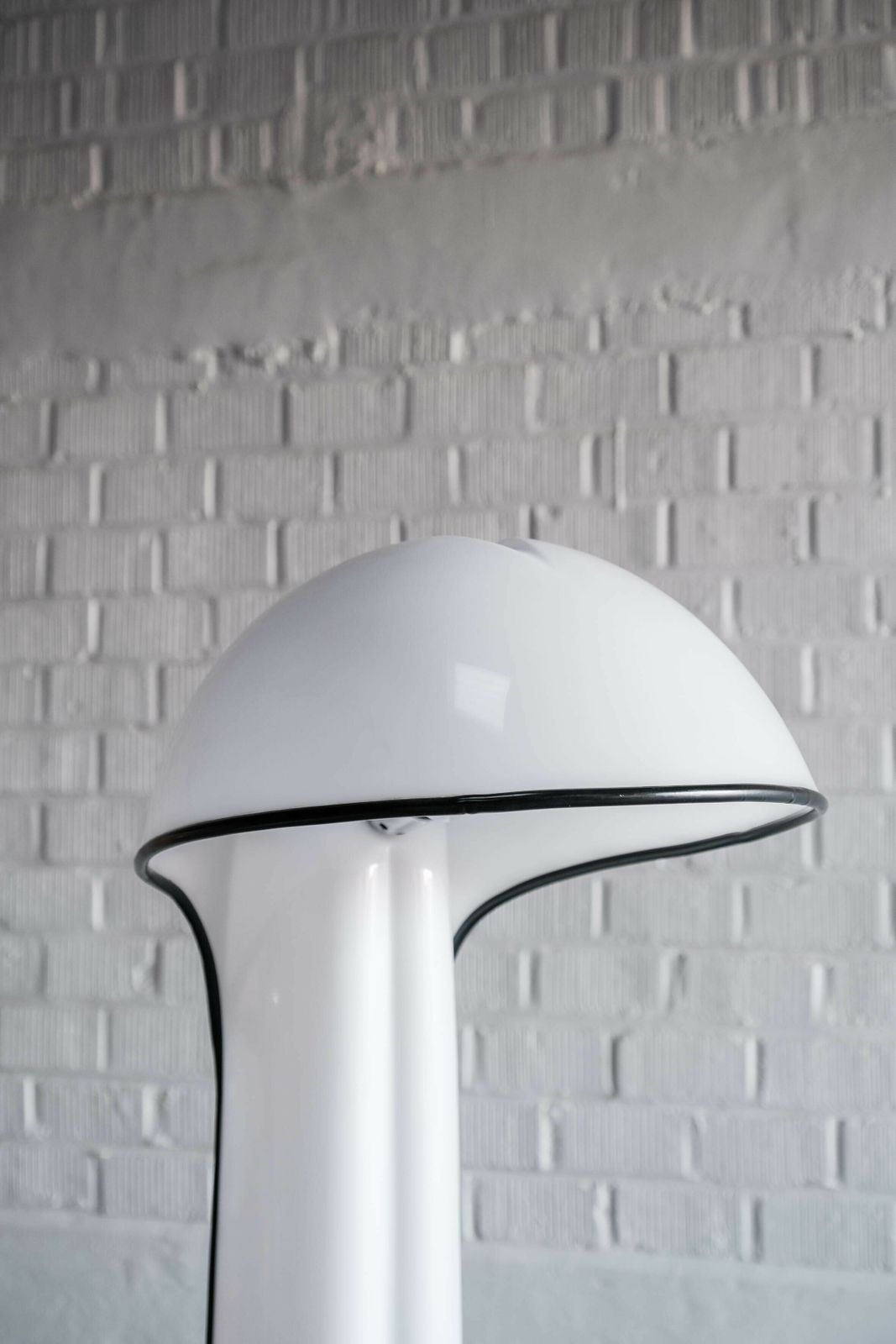 Alba Floor Lamp For Guzzini By Ermanno Lampa & Sergio Brazzoli 70s photo furniture
