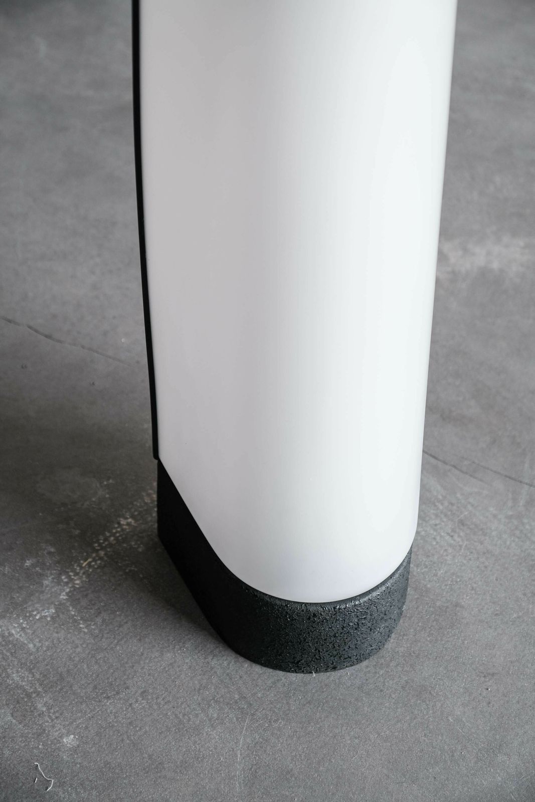 Alba Floor Lamp For Guzzini By Ermanno Lampa & Sergio Brazzoli 70s photo for sale