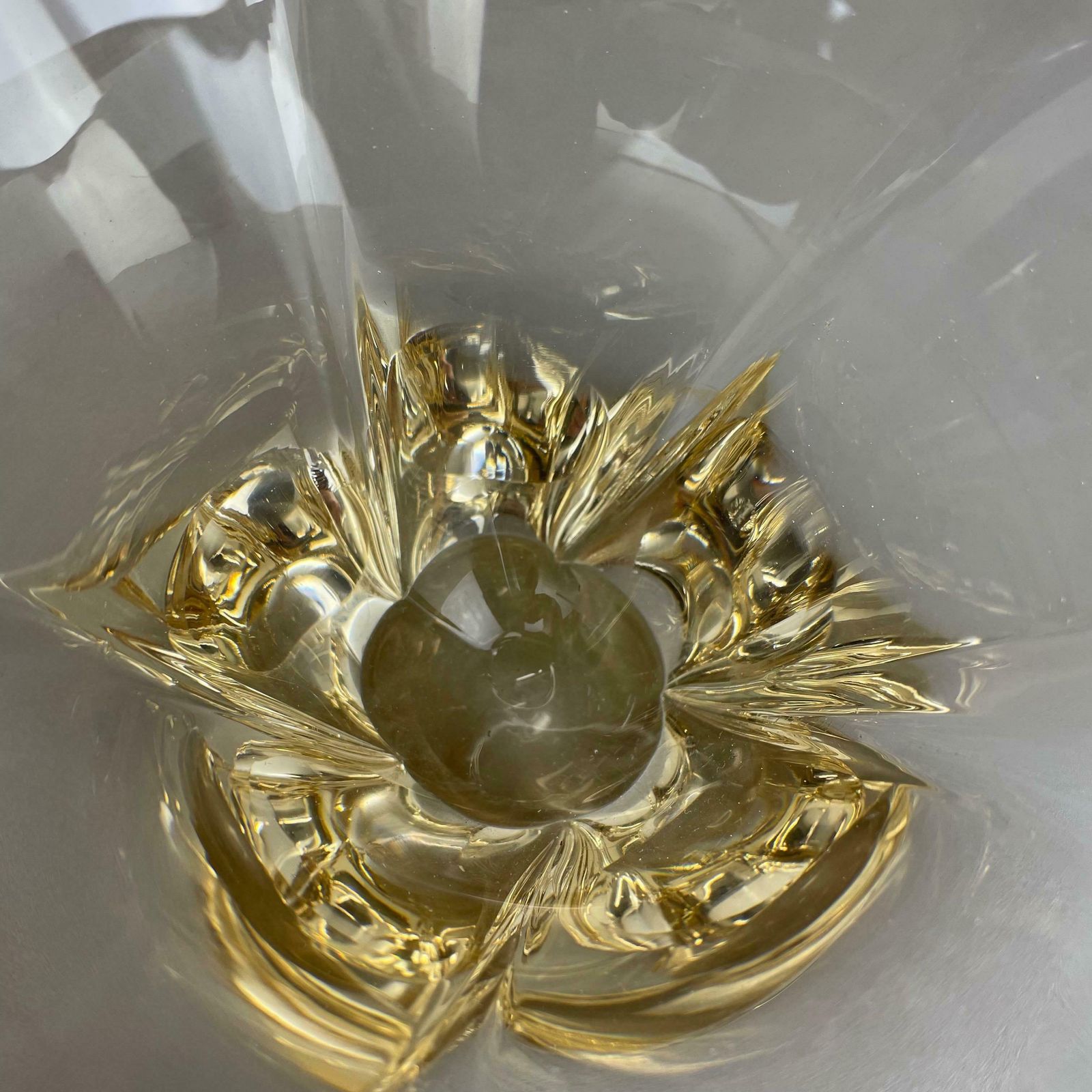 728.0 Large 3kg Crystal Glass Centrepiece Shell Bowl By Daum Nancy France 1970s photo