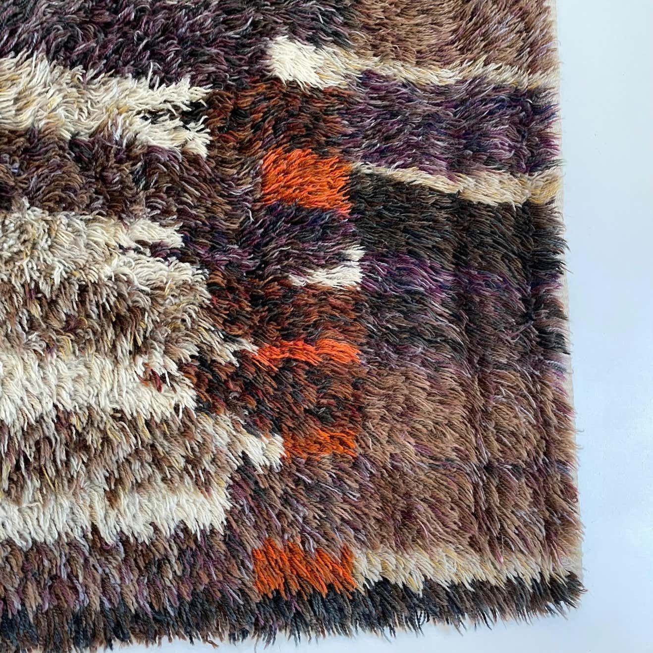 photo vinterior Original Abstract Scandinavian High Pile Abstract Rya Rug Carpet, Finland, 1960s