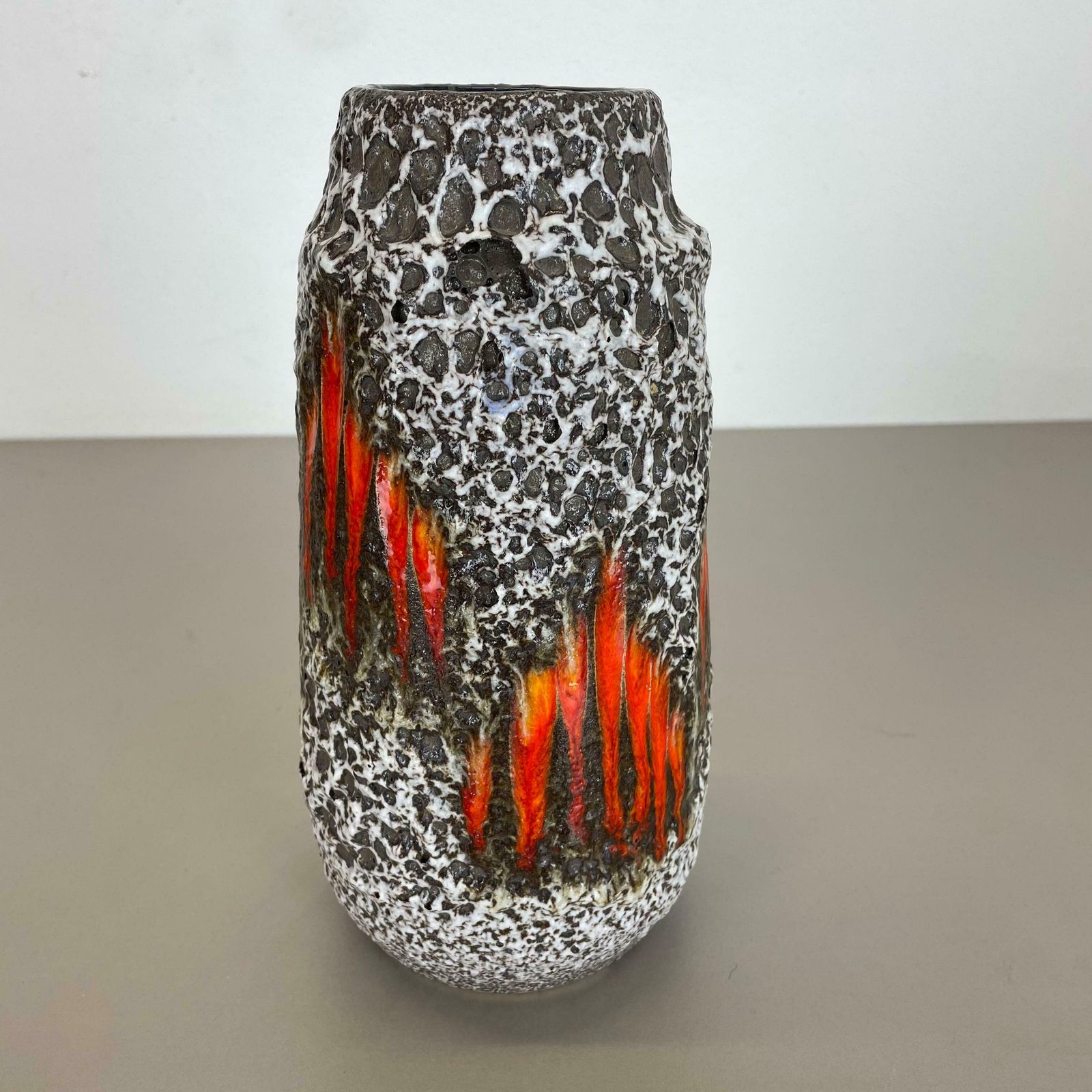 Extraordinary Lora Zig Zag Pottery Fat Lava Vase By Scheurich, Germany, 1970s photo buy