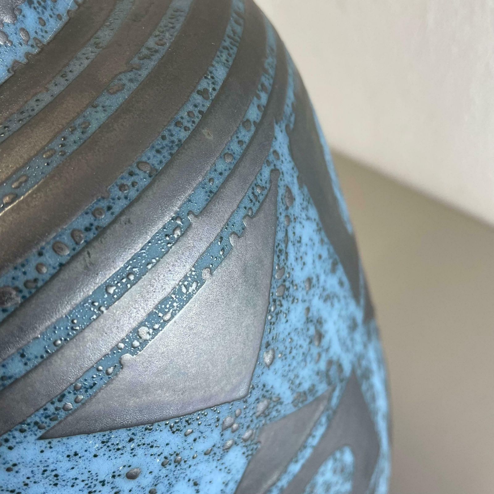 photo vintage Fat Lava Ceramic Ankara Vase By Heinz Siery Carstens Tönnieshof Germany 1960s