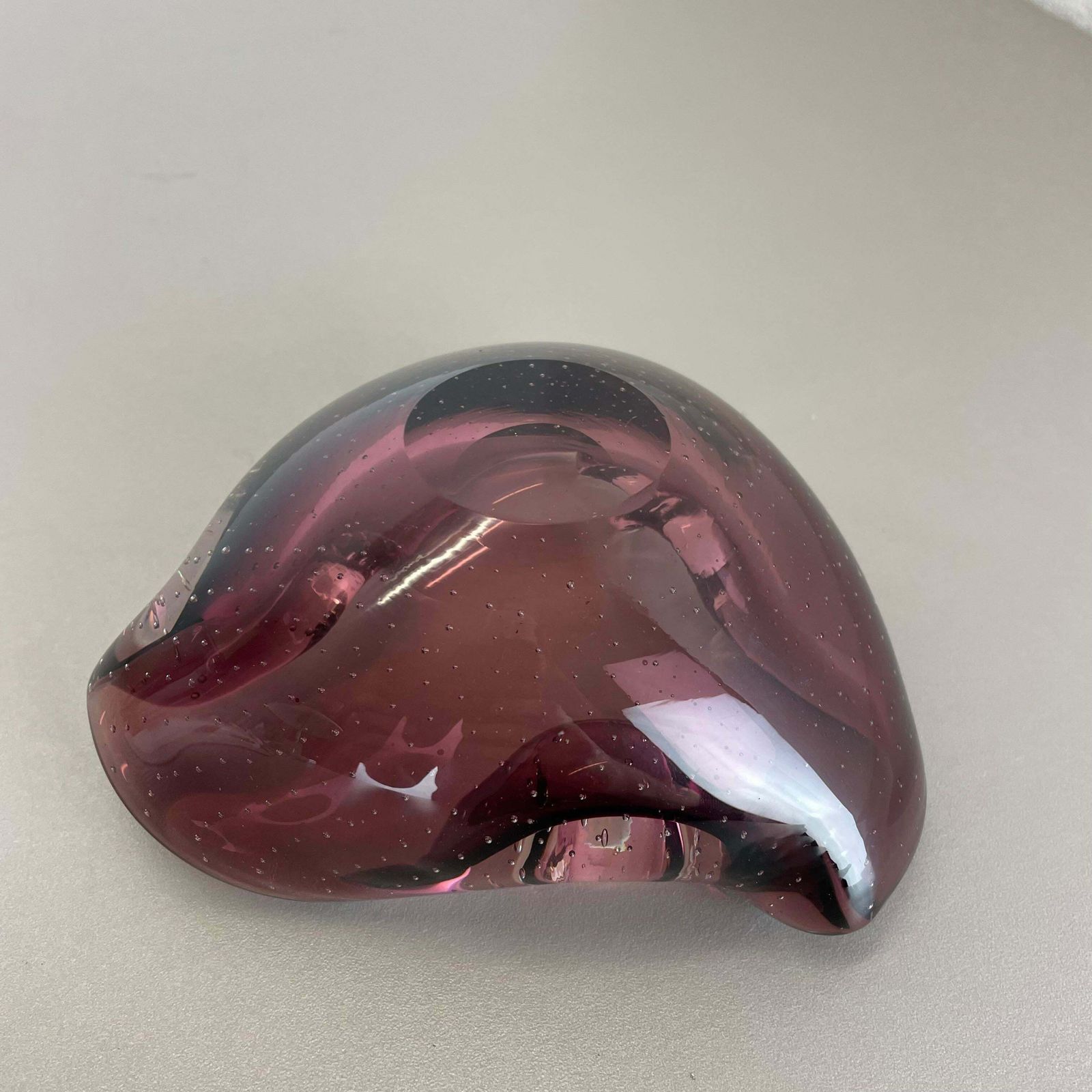 photo vintage Large Pink Murano Bubble Glass Bowl Element Shell Ashtray Murano Italy 1970s