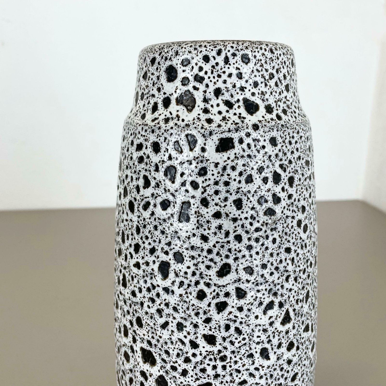 Pottery Super White Colour Fat Lava Multi Colour Vase Scheurich Germany Wgp 1970 photo vinterior