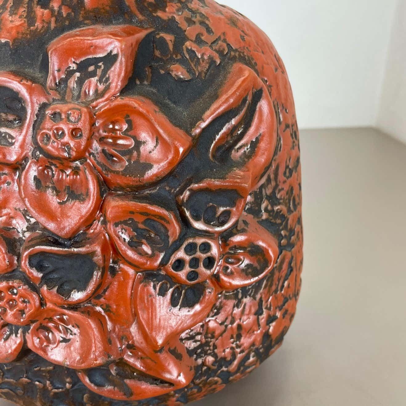 photo vinterior Fat Lava Ceramic Pottery Vase Heinz Siery Carstens Tönnieshof, Germany, 1970s