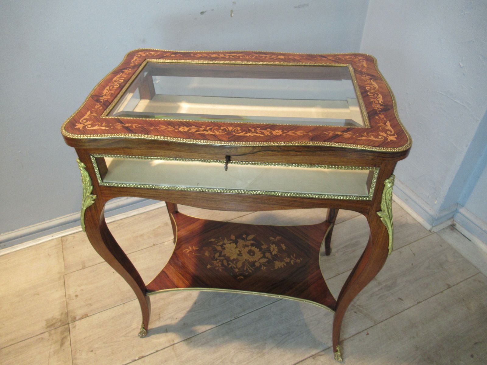 Good   Quality 19th Century French  Bijouterie Cabinet