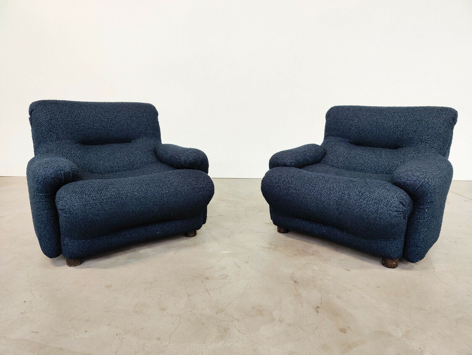 Pair Of "Rezia" Lounge Chairs By Emilio Guarnacci & Felix Padovano For 1p photo furniture