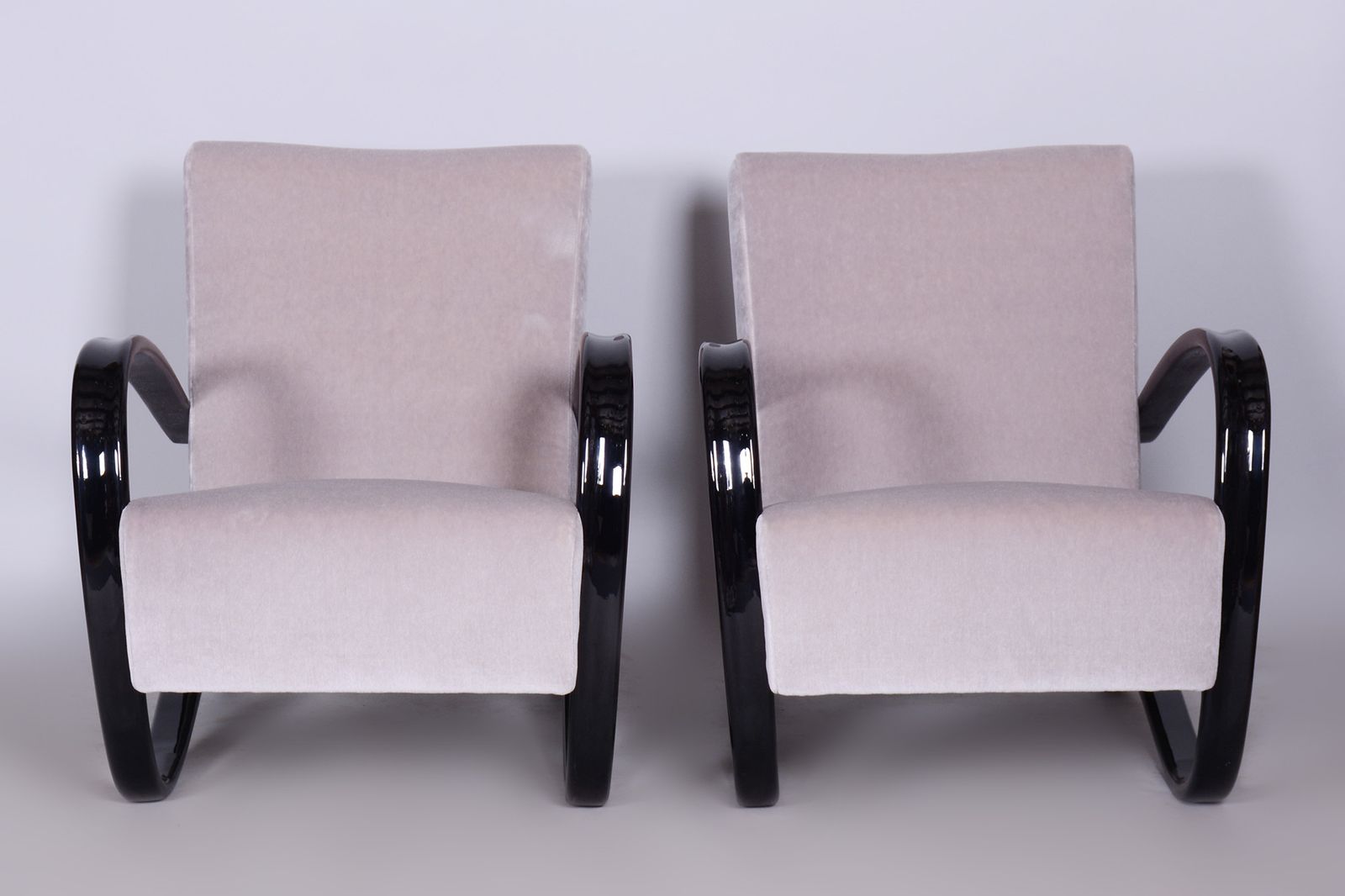 Pair Of Grey H 269 Armchairs Designed By Jindrich Halabala For Up Zavody, 1930s photo 5750.0