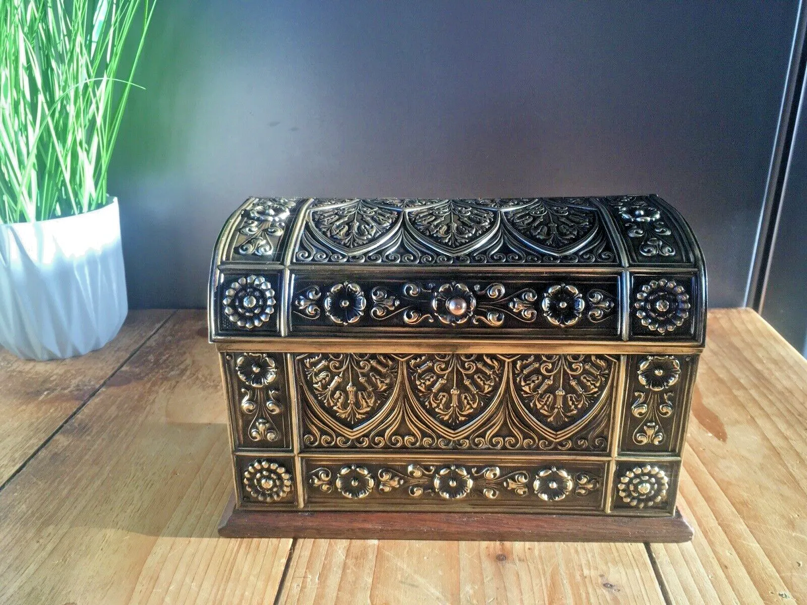 Exceptional Ornate Antique Oak Brass Dome Chest Desk Letter Rack Stationary Box photo vinterior